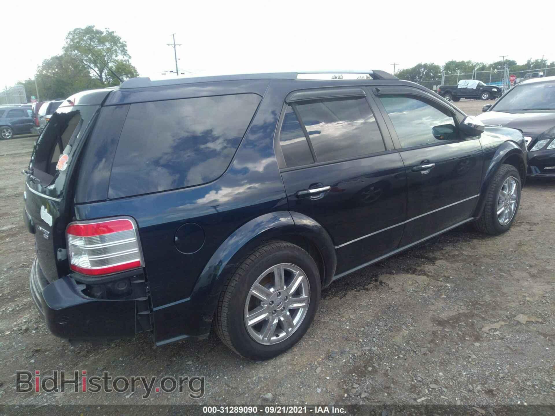 2008 FORD TAURUS X - VIN: 1FMDK06W88GA45077 - Photo 4