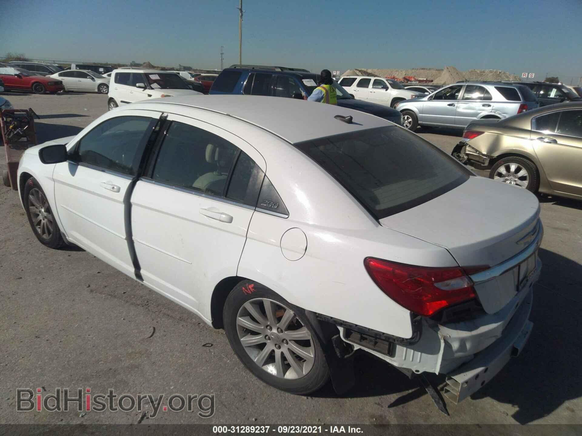 2014 CHRYSLER 200 - VIN: 1C3CCBBB4EN144647 - Фото 3