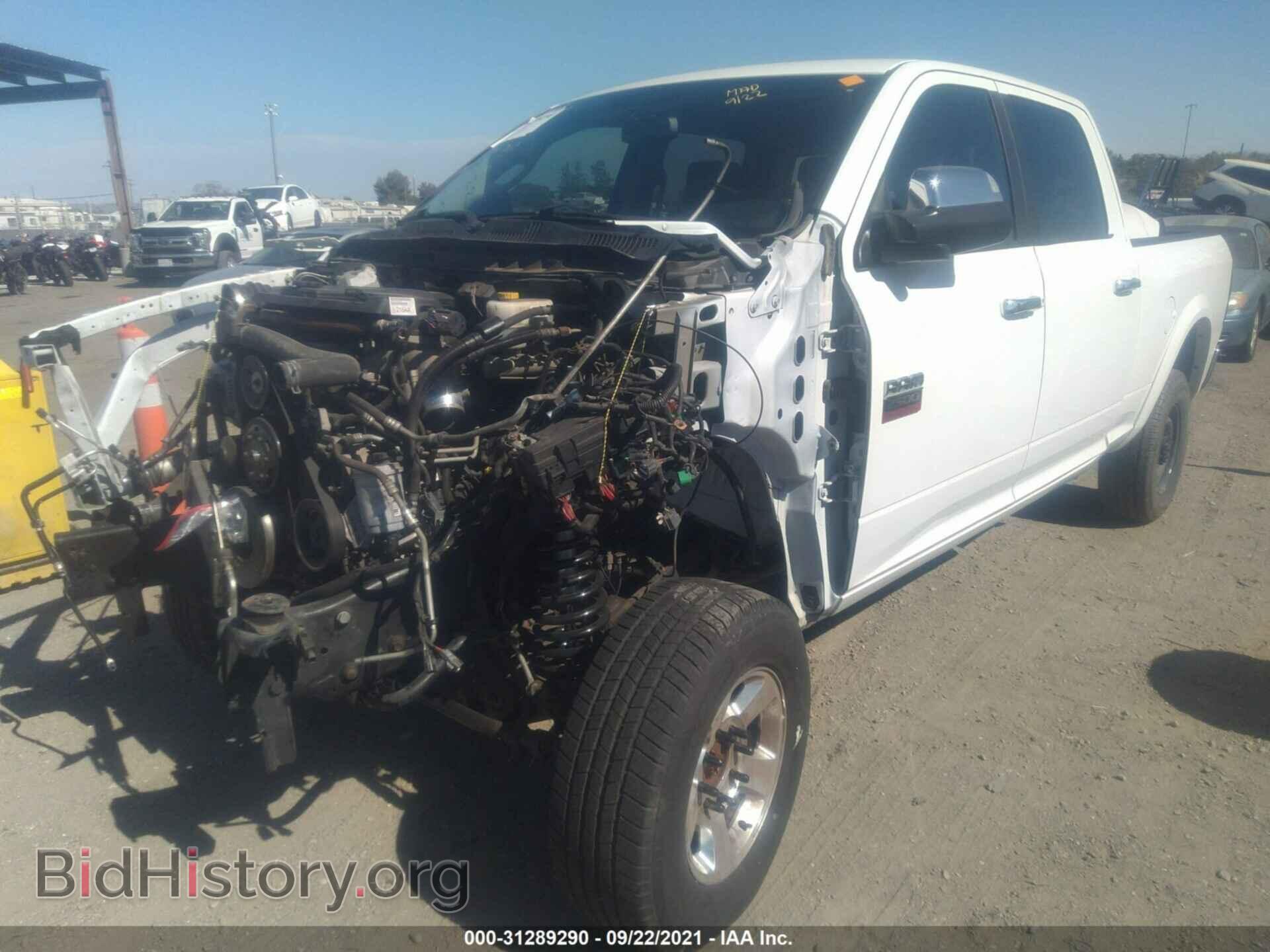 2011 RAM 2500 - VIN: 3D7UT2CL2BG619553 - Photo 2