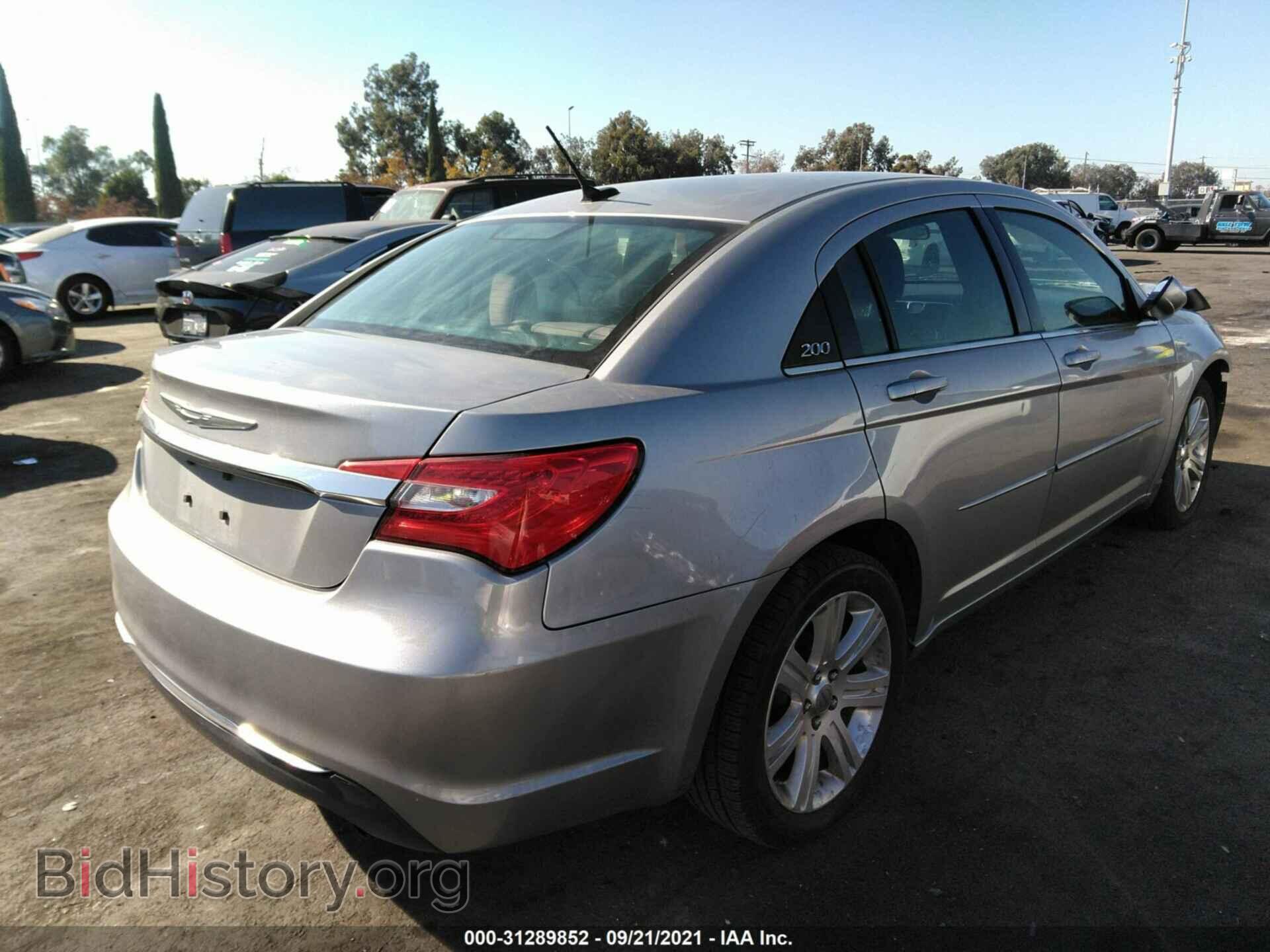 2013 CHRYSLER 200 - VIN: 1C3CCBBB9DN732414 - Photo 4