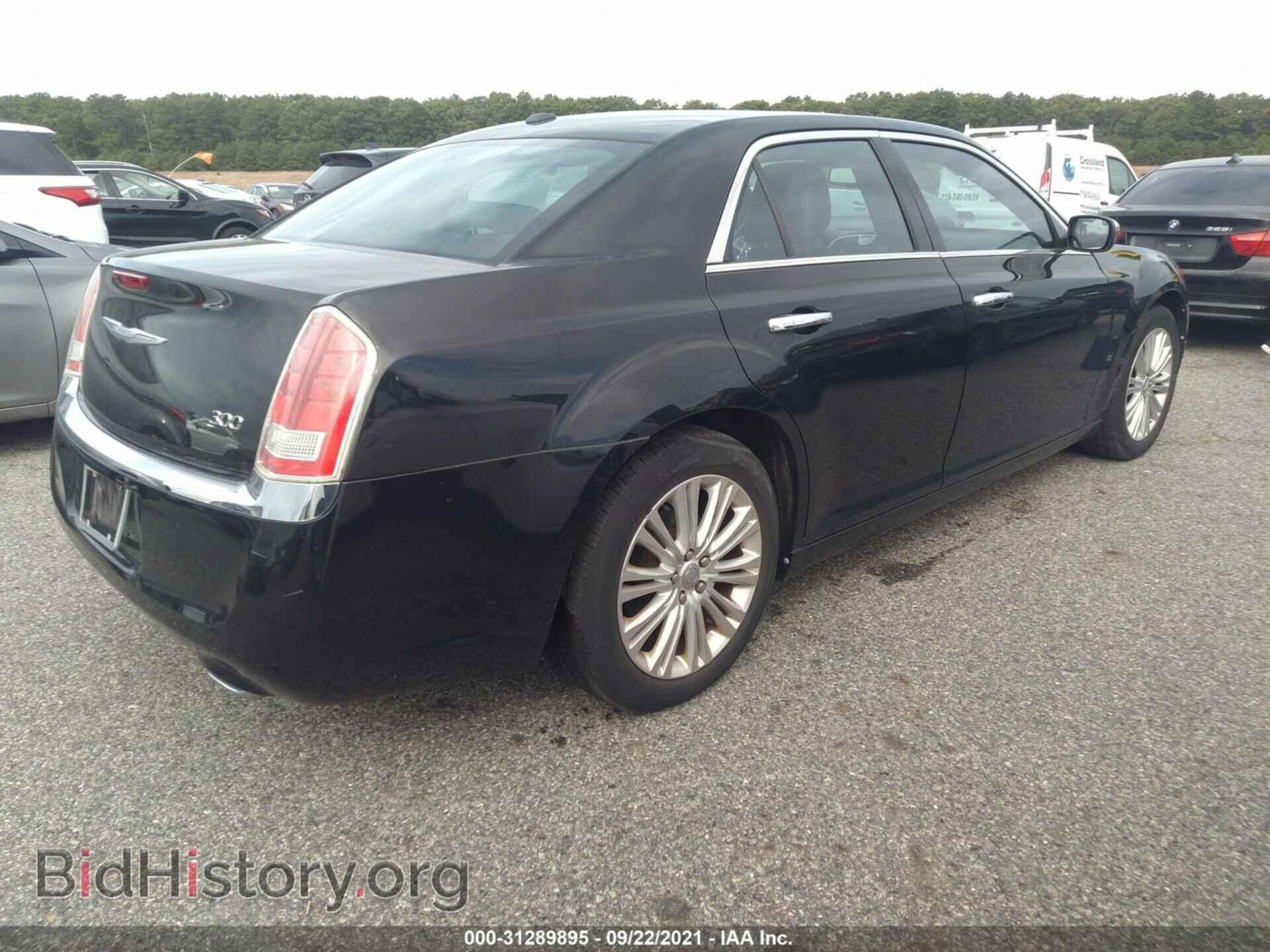 2012 CHRYSLER 300 - VIN: 2C3CCAHG7CH314048 - Фото 4