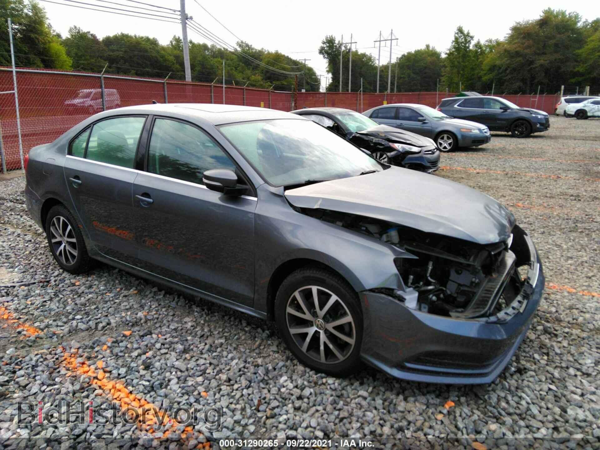 Фотография 3VWDB7AJ1HM279430 - VOLKSWAGEN JETTA 2017