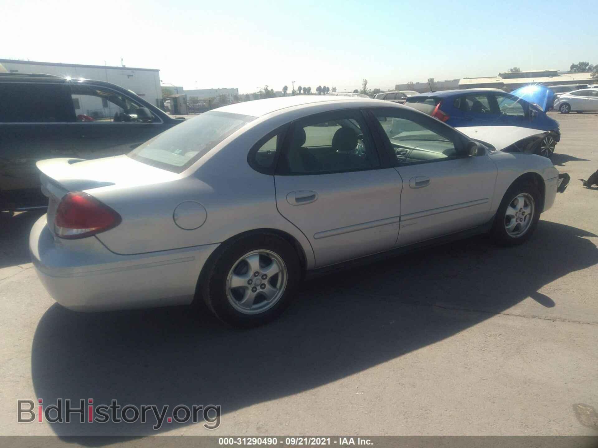 2007 FORD TAURUS - VIN: 1FAFP53U57A167966 - Фото 4