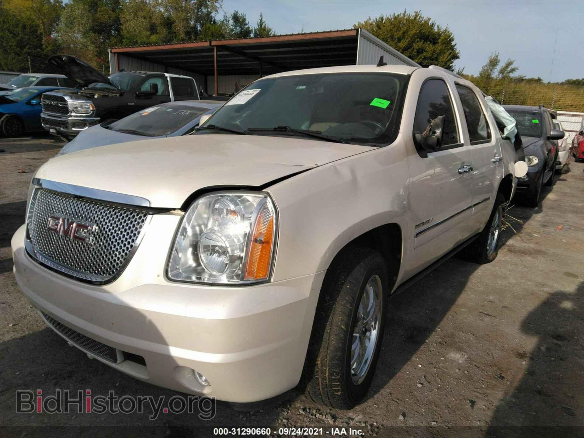 2013 GMC YUKON - VIN: 1GKS2EEF9DR305970 - Фото 2