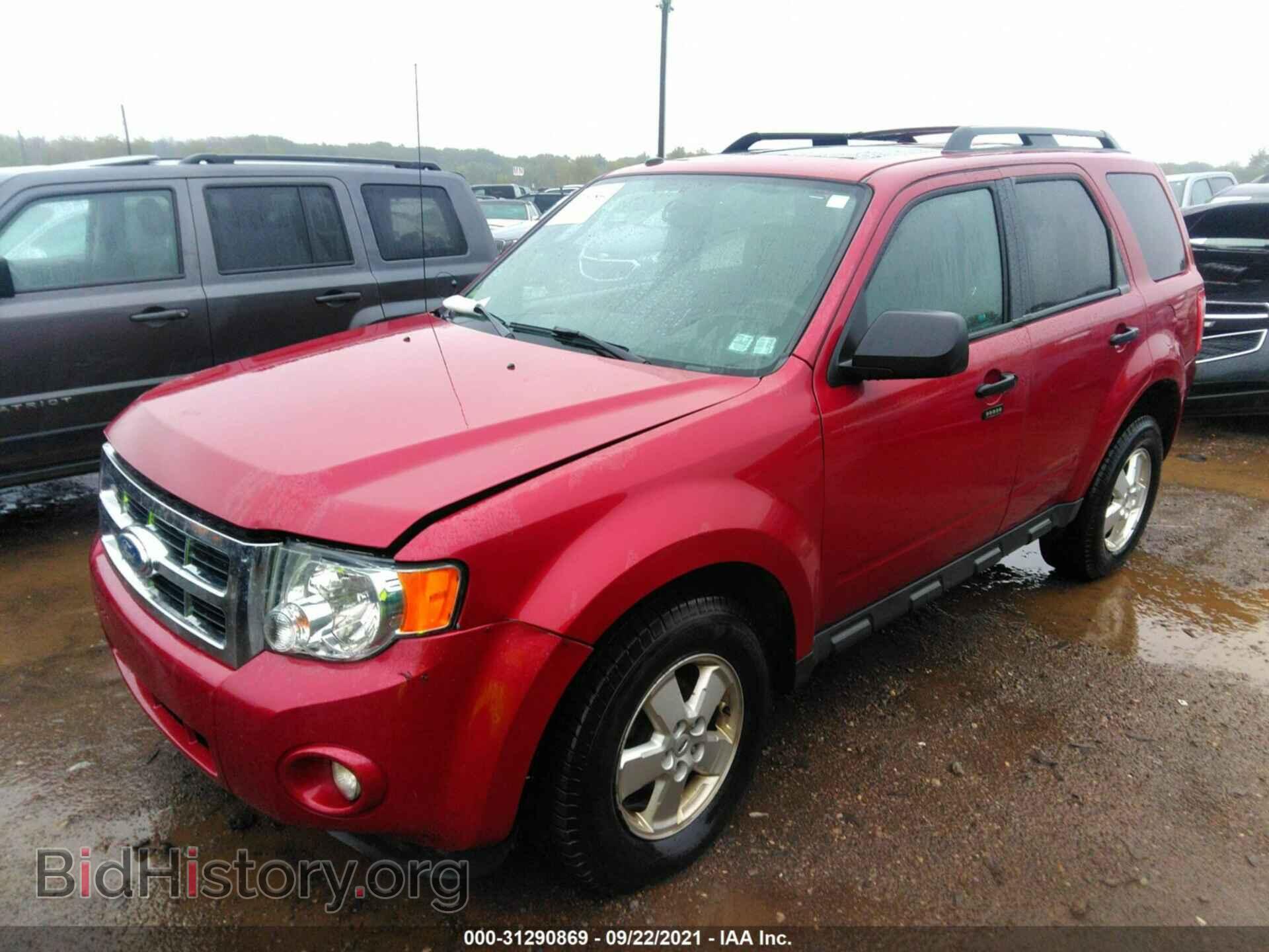 2011 FORD ESCAPE - VIN: 1FMCU9D73BKA81706 - Фото 2