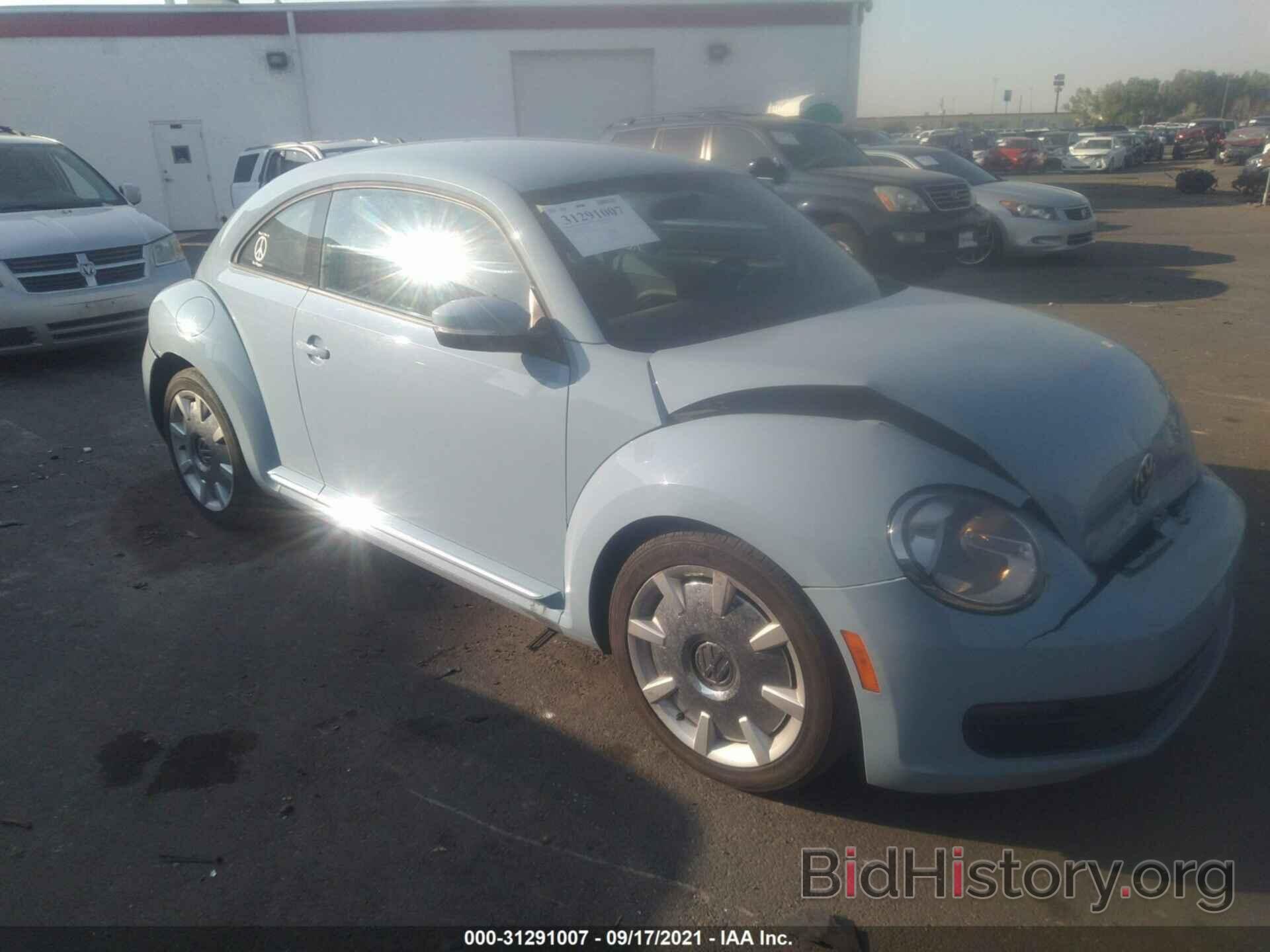 Фотография 3VWJP7AT4CM604117 - VOLKSWAGEN BEETLE 2012