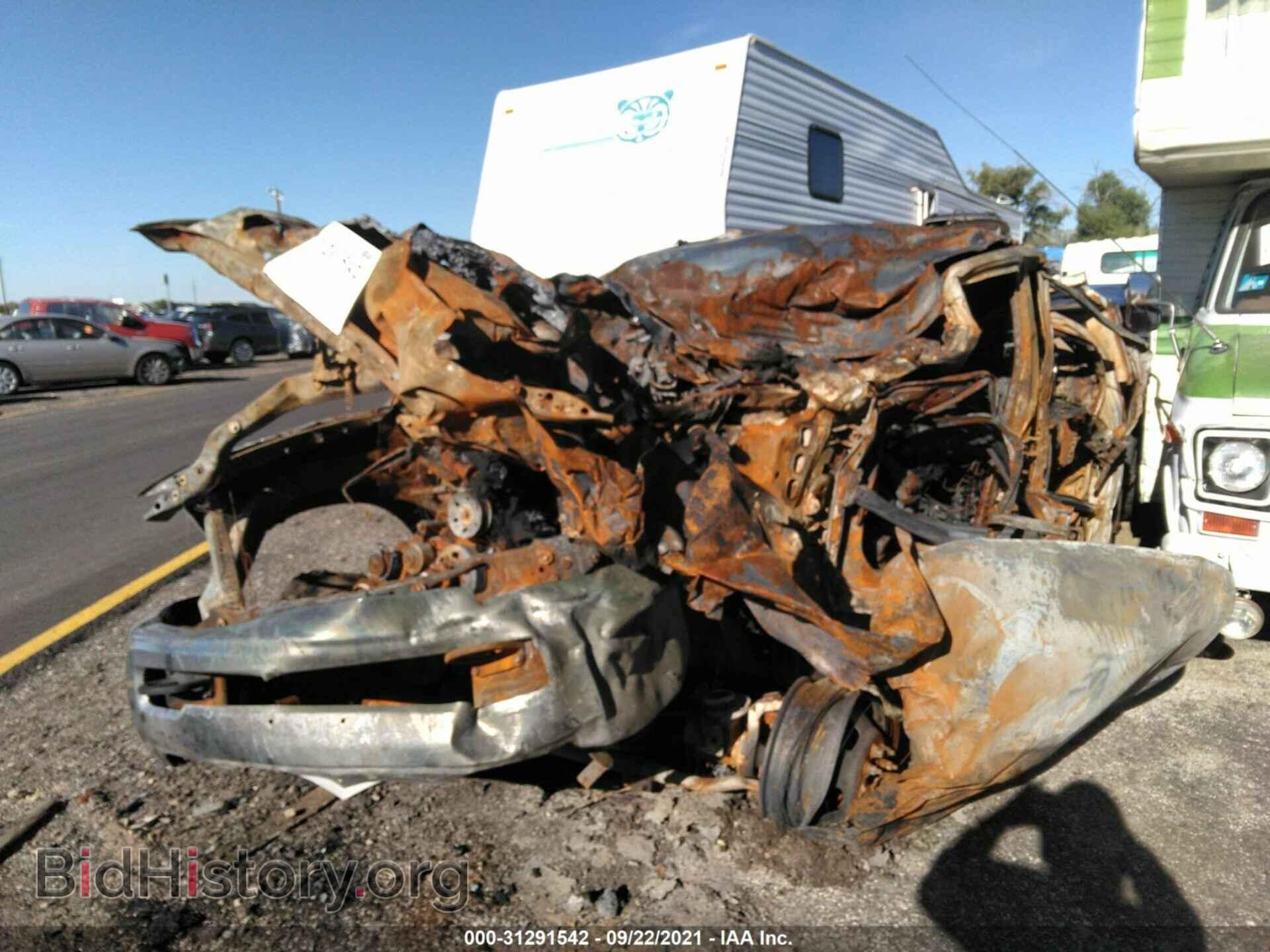 2014 RAM 3500 - VIN: 3C7WRTCL9EG109747 - Фото 2