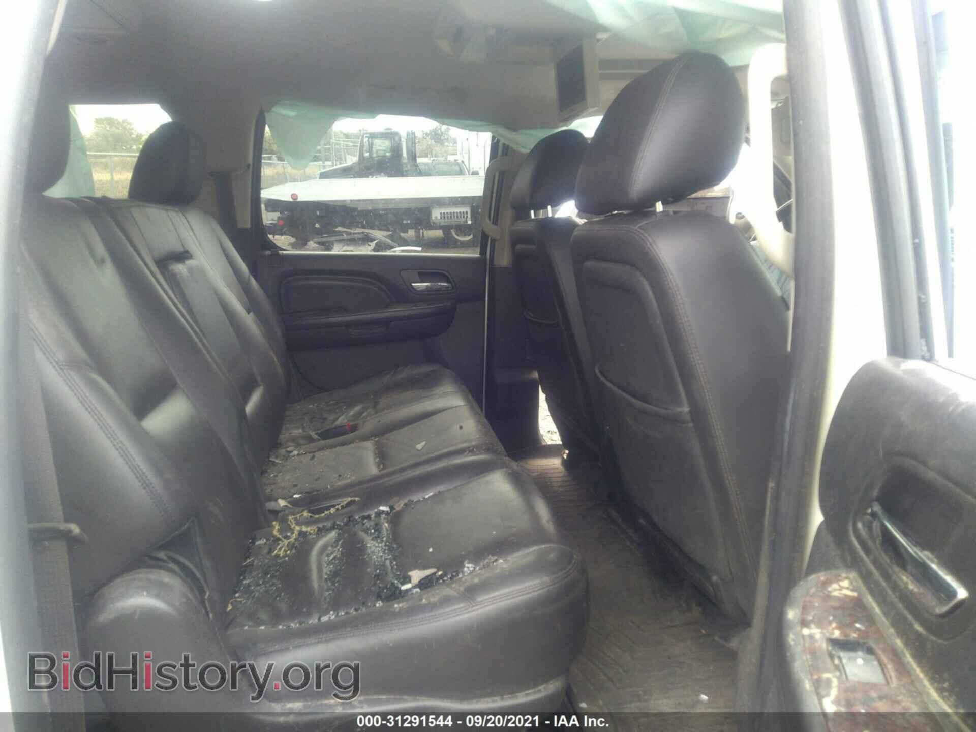 2014 GMC YUKON XL - VIN: 1GKS2MEF4ER171865 - Фото 8