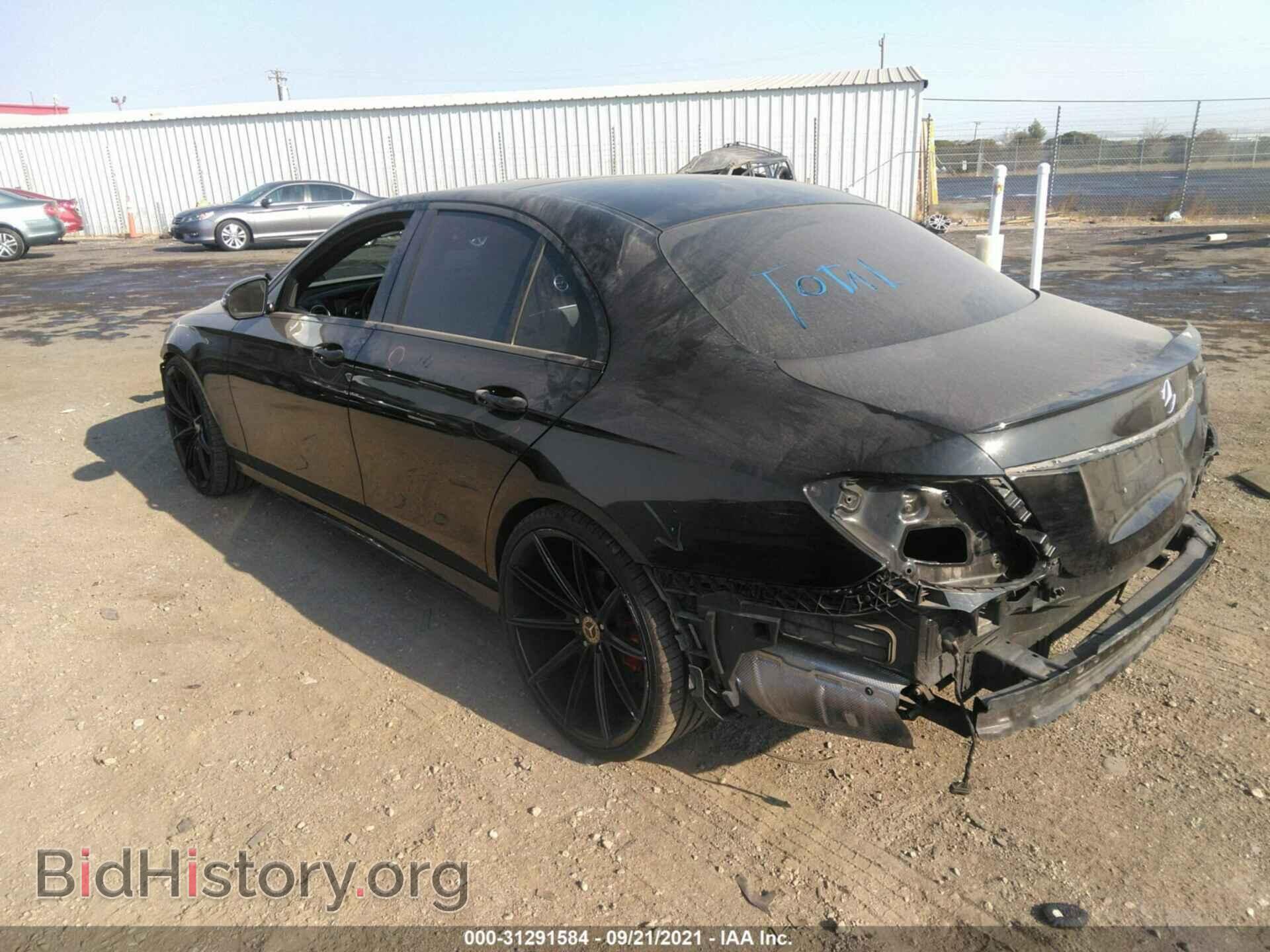 2018 MERCEDES-BENZ E-CLASS - VIN: WDDZF4JB3JA453088 - Фото 3