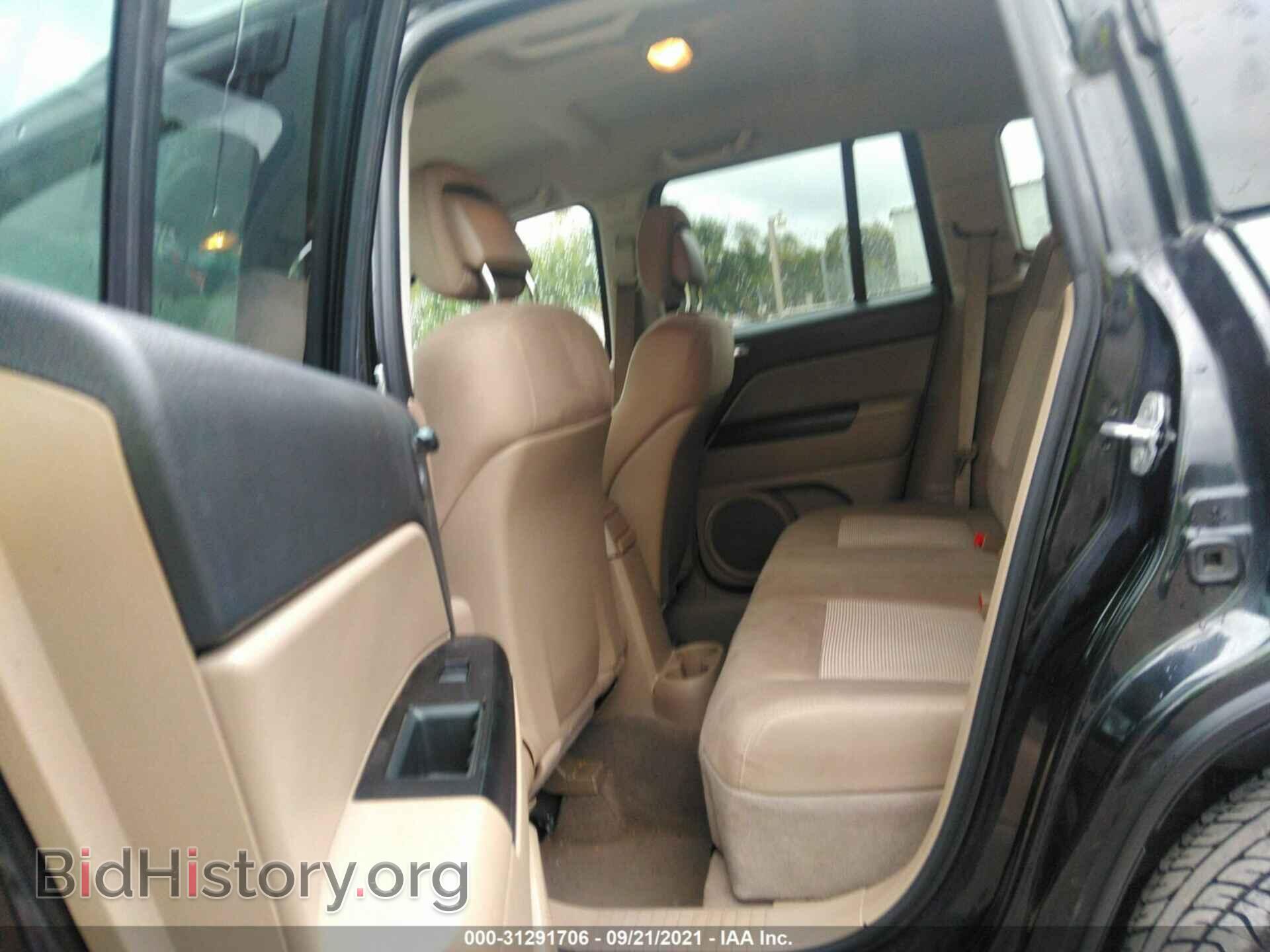 2011 JEEP COMPASS - VIN: 1J4NT1FA0BD165538 - Фото 8