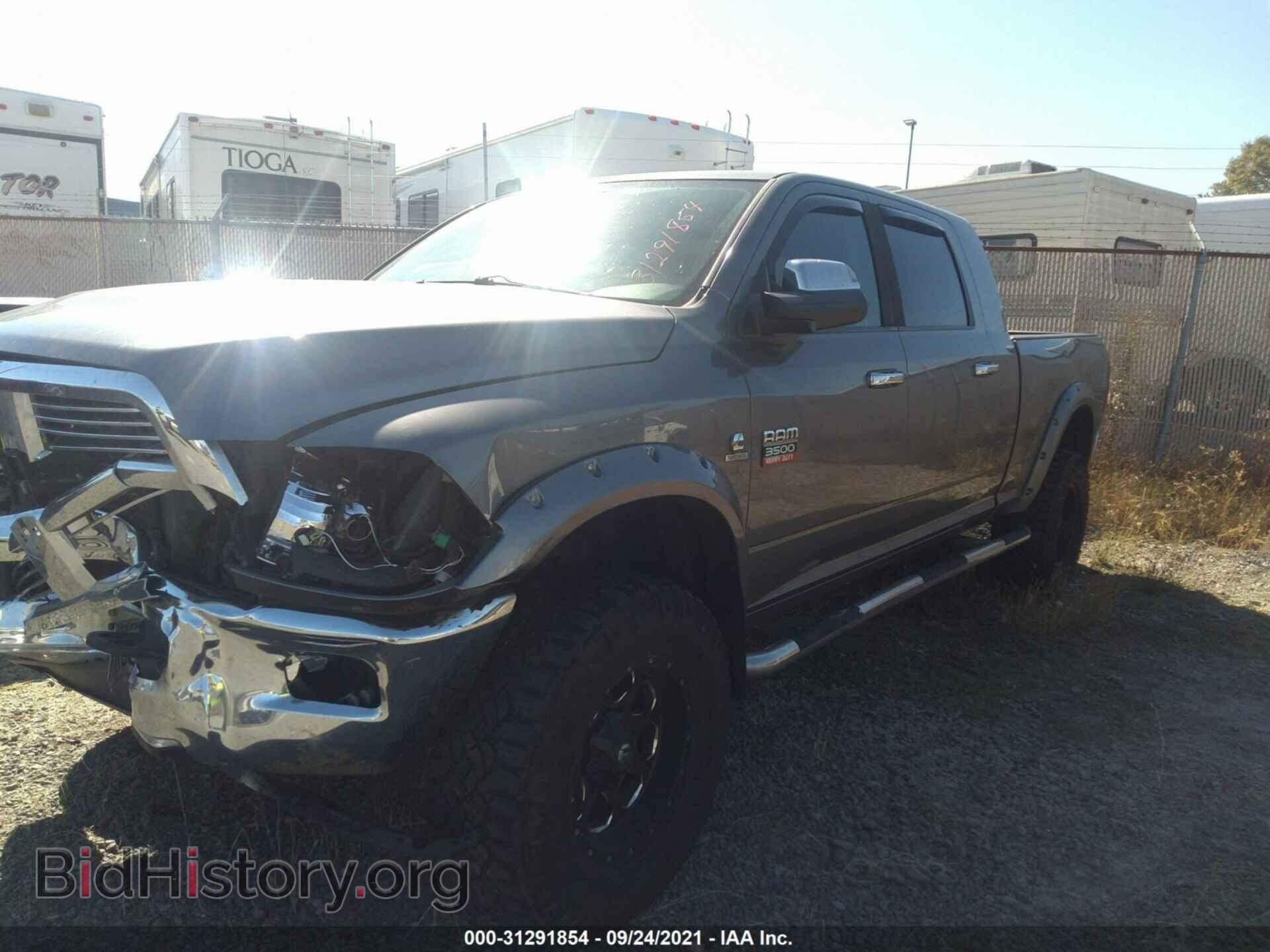 2011 RAM 3500 - VIN: 3D73Y3HL0BG635732 - Фото 2