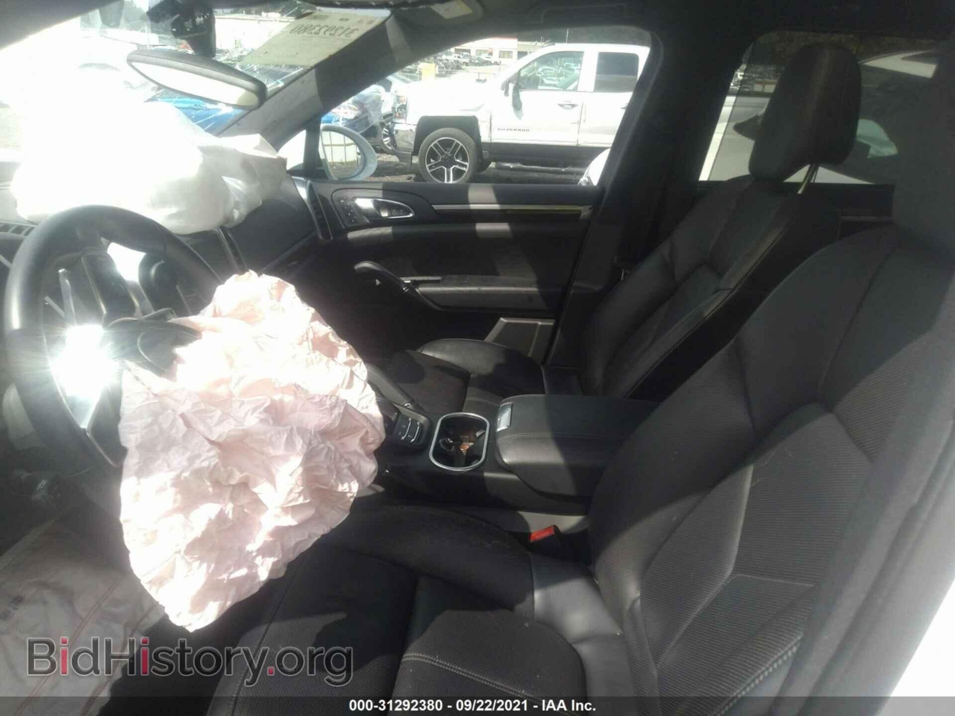 2018 PORSCHE CAYENNE - VIN: WP1AA2A22JKA04343 - Фото 5