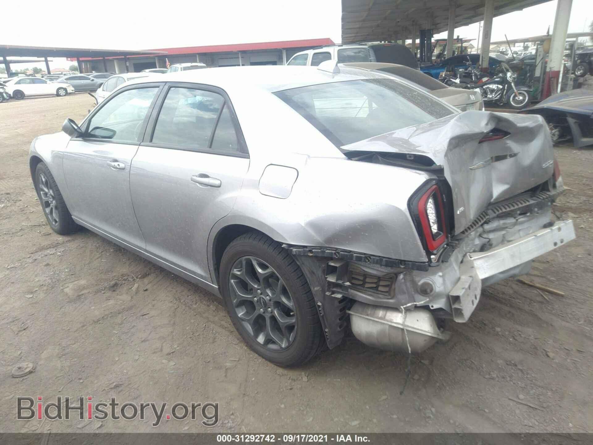 2018 CHRYSLER 300 - VIN: 2C3CCAGG1JH267162 - Фото 3