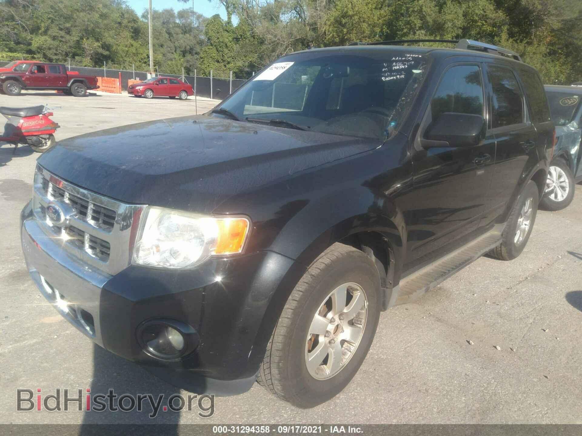 2011 FORD ESCAPE - VIN: 1FMCU0EG1BKA86719 - Фото 2