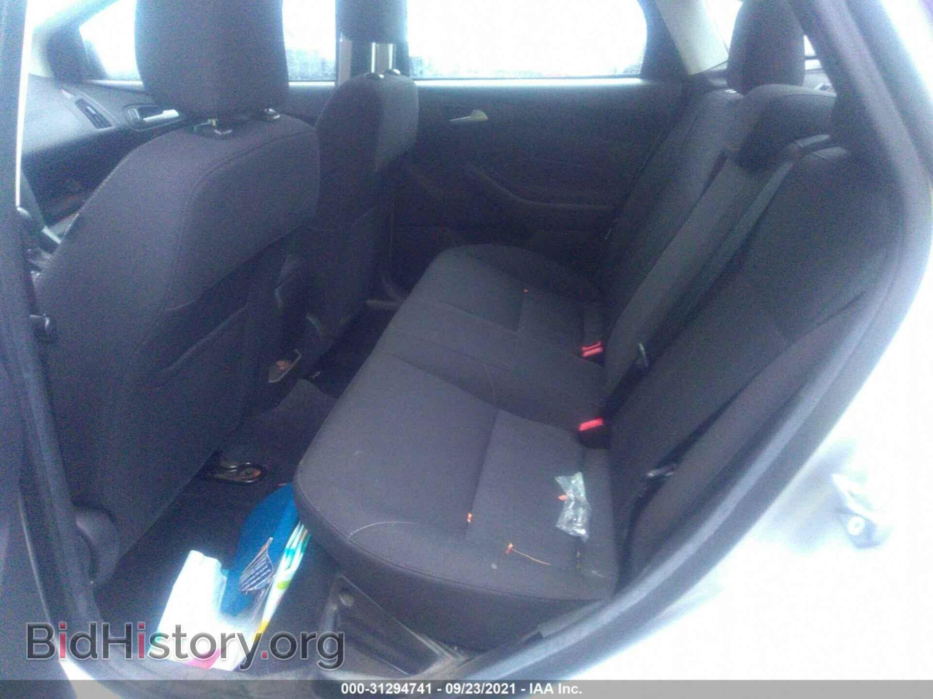2016 FORD FOCUS - VIN: 1FADP3F25GL375646 - Photo 8