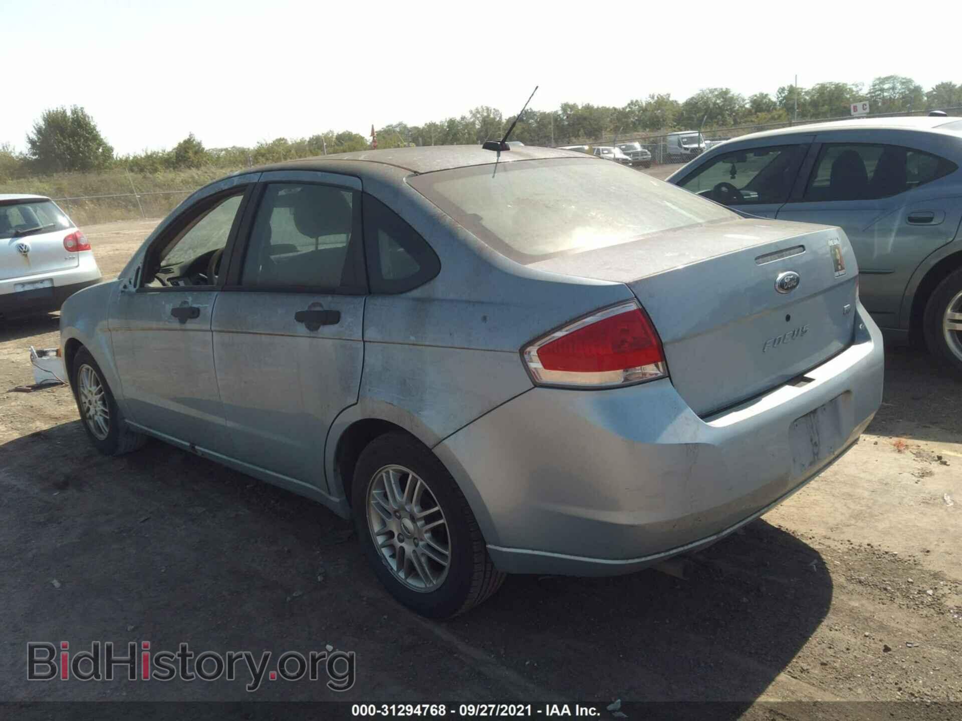 2009 FORD FOCUS - VIN: 1FAHP35NX9W267361 - Фото 3