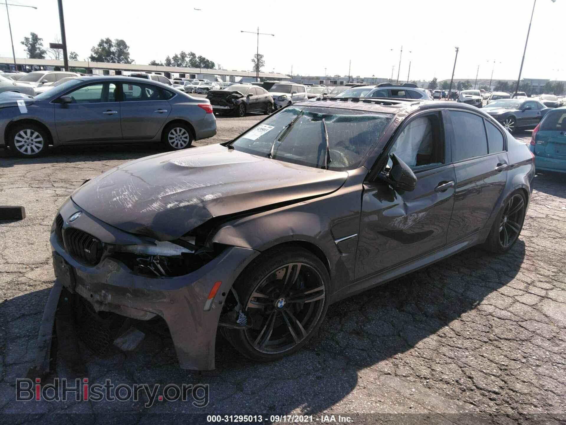 2018 BMW M3 - VIN: WBS8M9C5XJ5K99139 - Фото 2