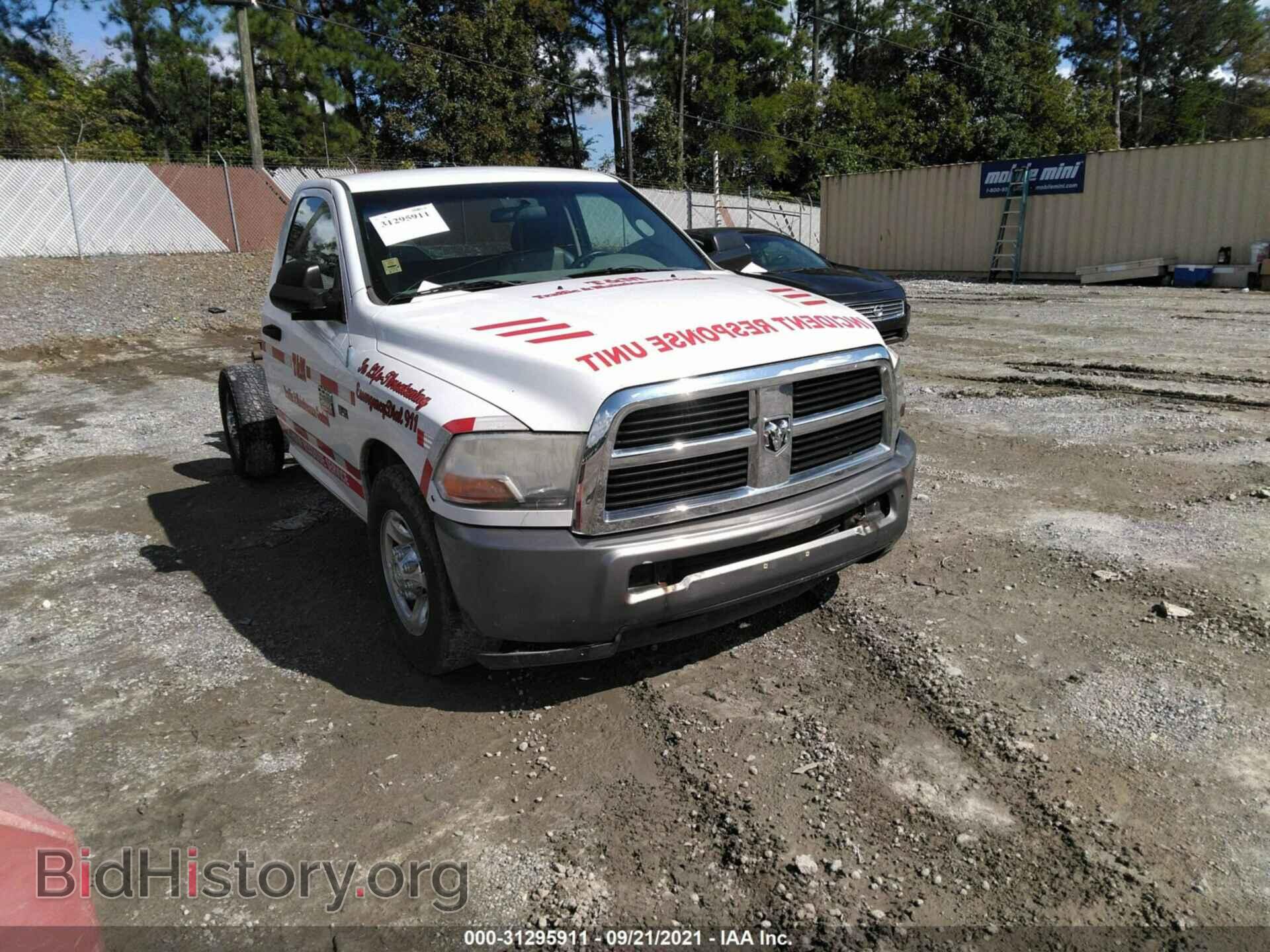 Photo 3D7LP2ET5BG541587 - RAM 2500 2011