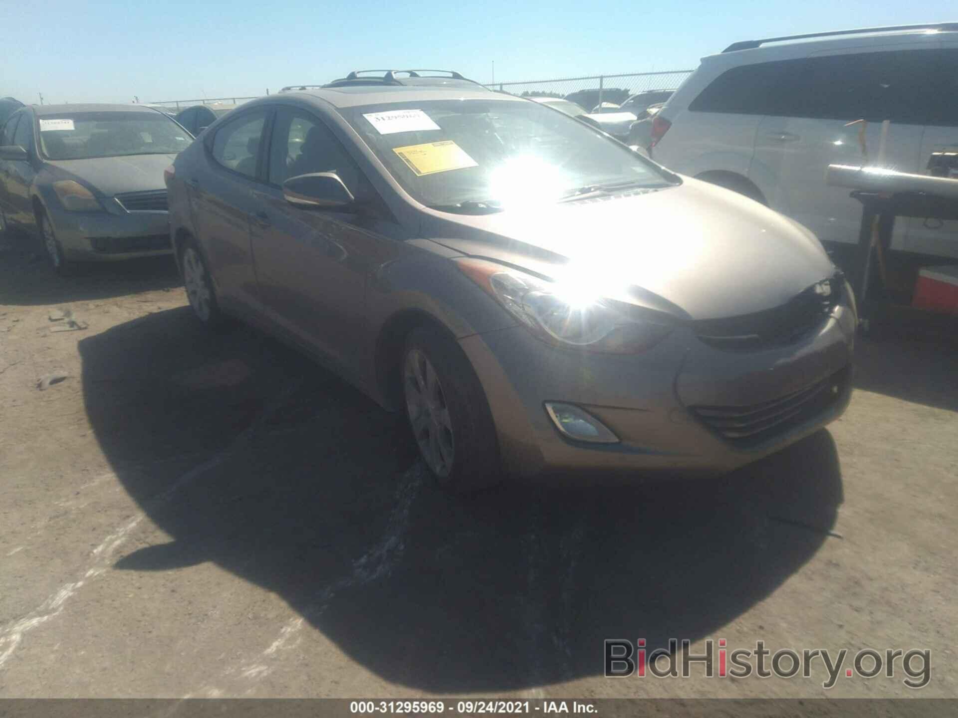 Фотография 5NPDH4AE2CH110504 - HYUNDAI ELANTRA 2012