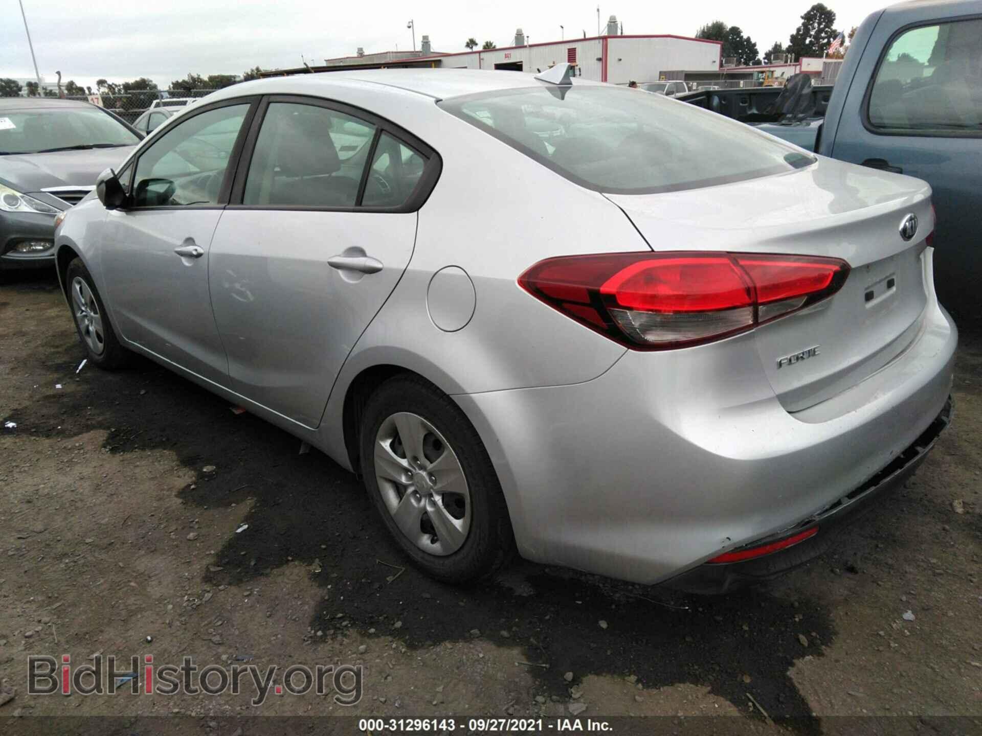 2017 KIA FORTE - VIN: 3KPFK4A71HE137362 - Фото 3