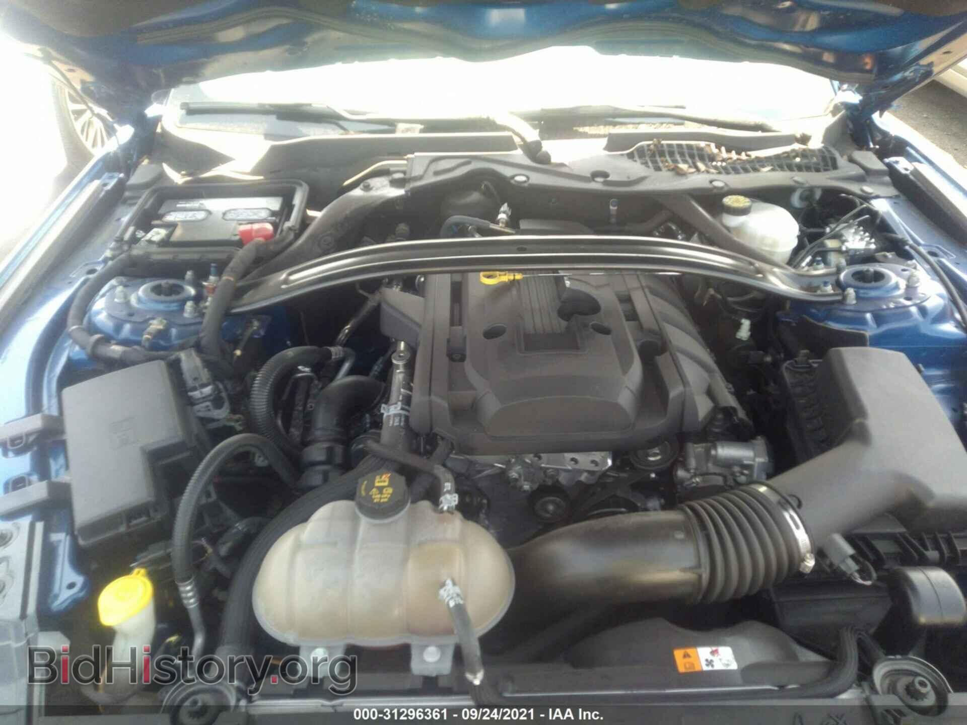 2018 FORD MUSTANG - VIN: 1FA6P8TH9J5132299 - Фото 10