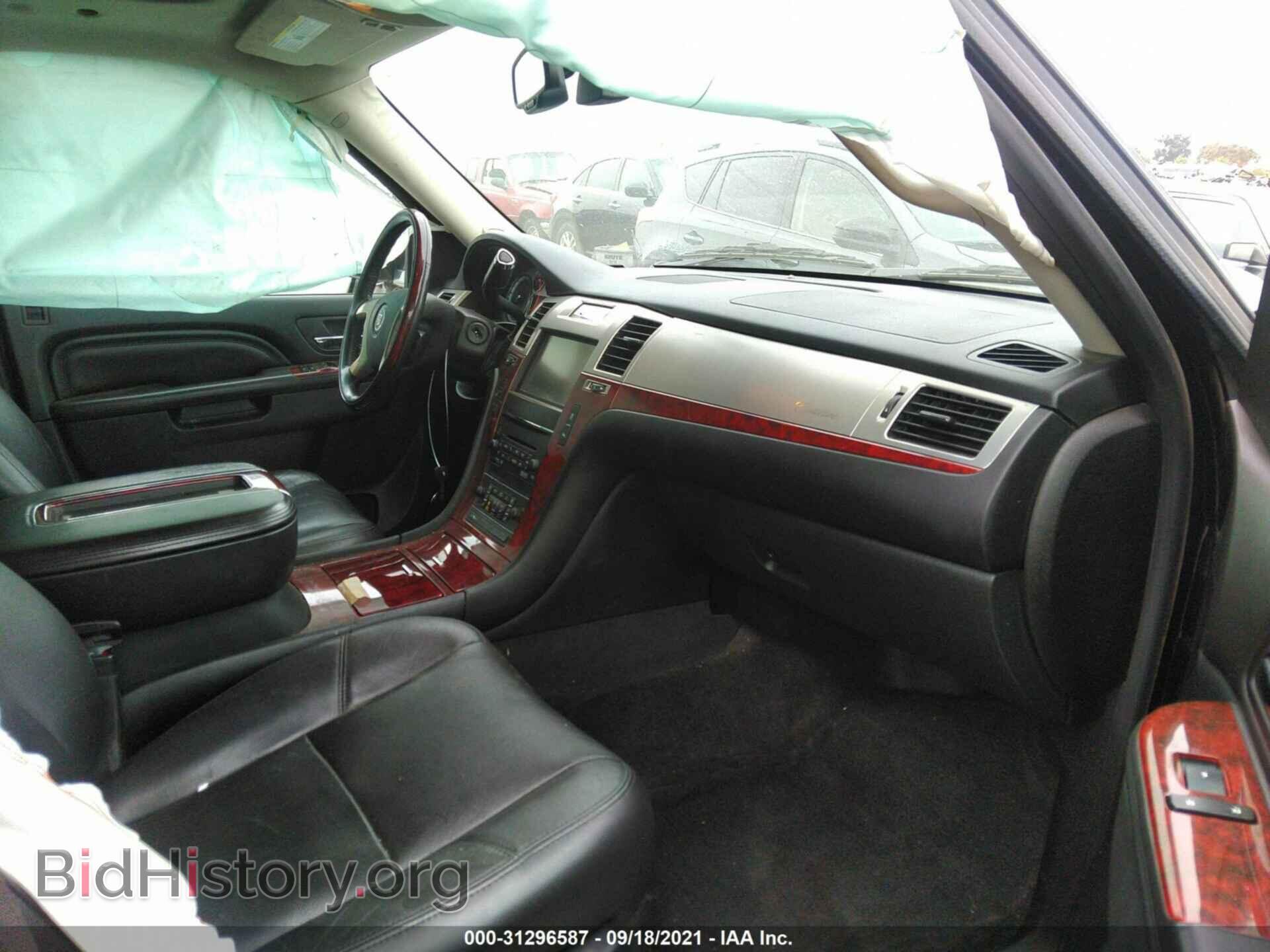 2013 CADILLAC ESCALADE - VIN: 1GYS3BEFXDR251662 - Фото 5