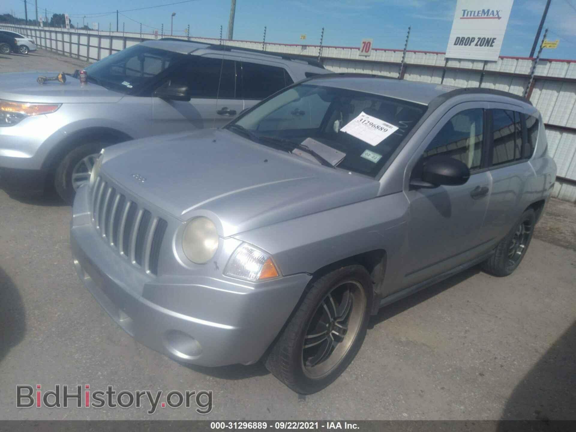 2007 JEEP COMPASS - VIN: 1J8FT47W17D363521 - Фото 2