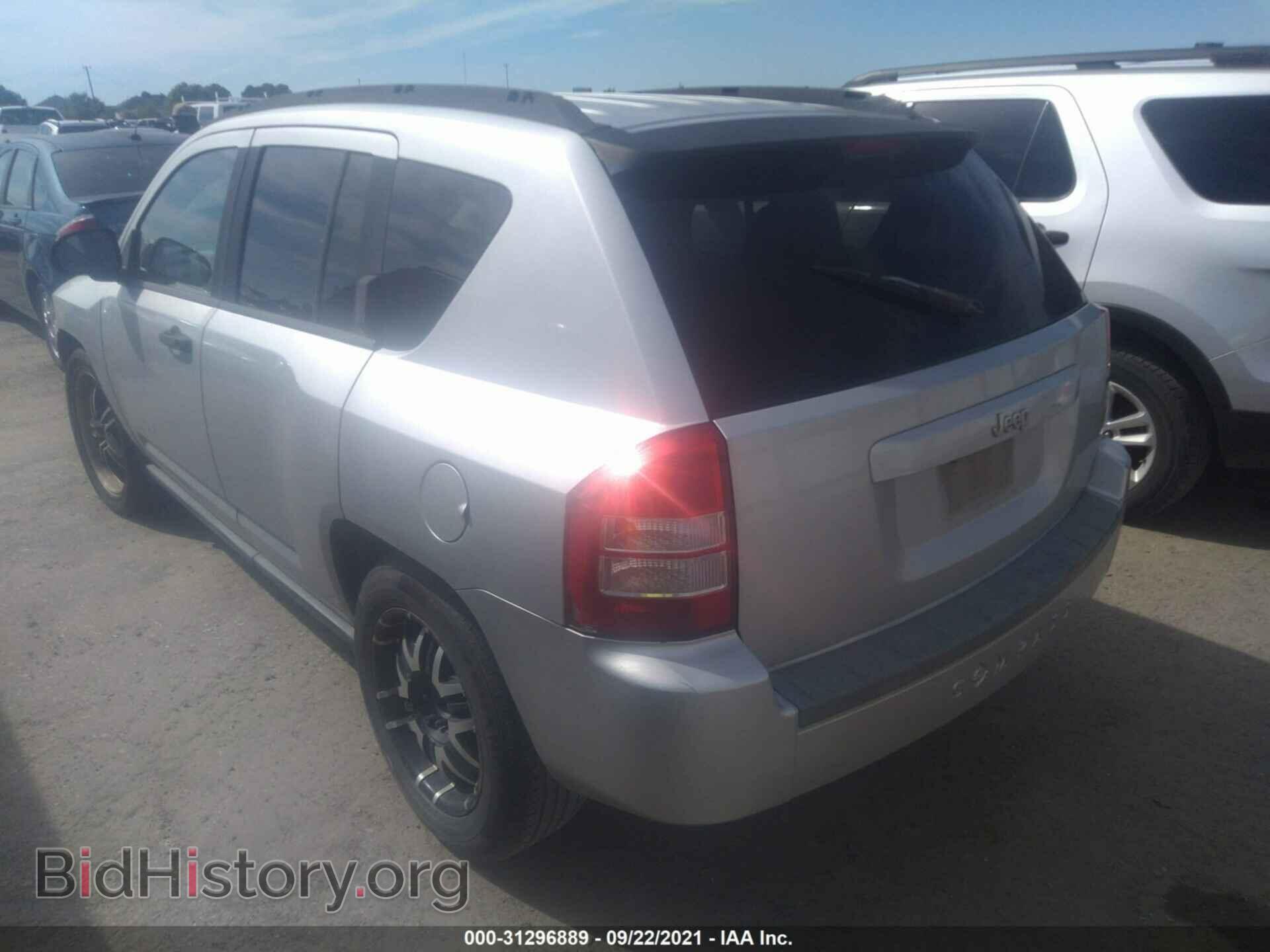 2007 JEEP COMPASS - VIN: 1J8FT47W17D363521 - Фото 3