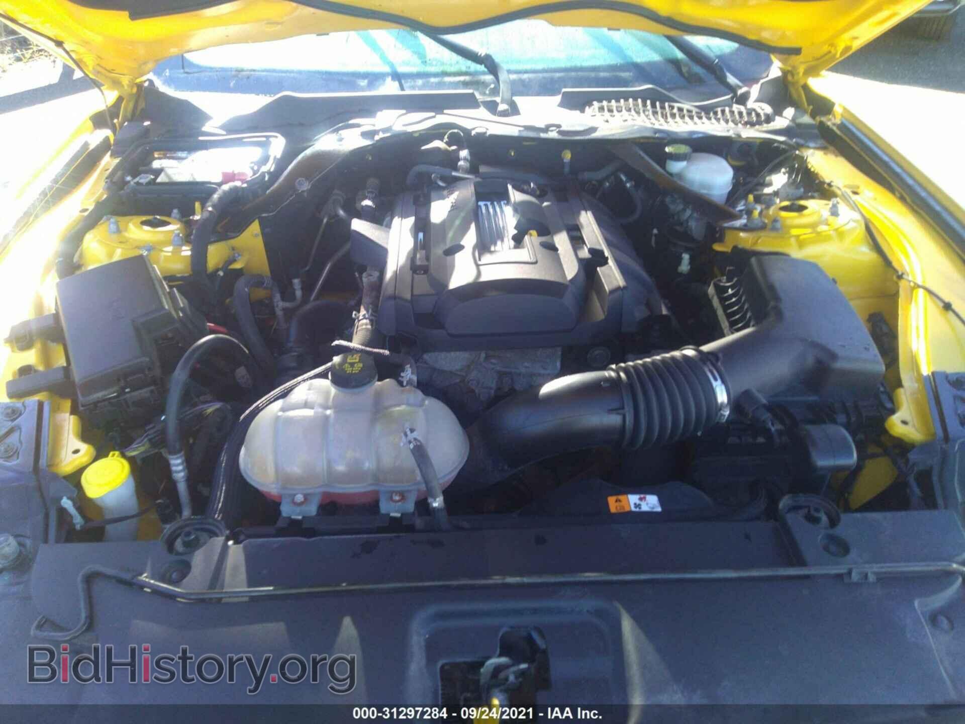 2016 FORD MUSTANG - VIN: 1FATP8UH7G5270790 - Фото 10