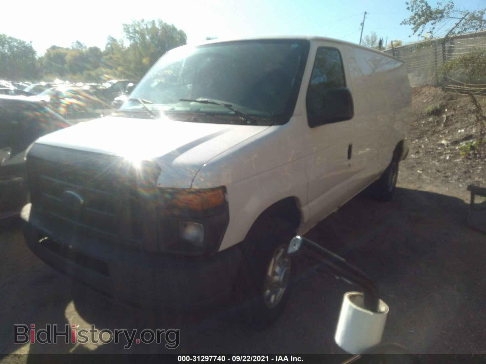 2009 FORD ECONOLINE CARGO VAN - VIN: 1FTNE24W79DA66097 - Photo 2