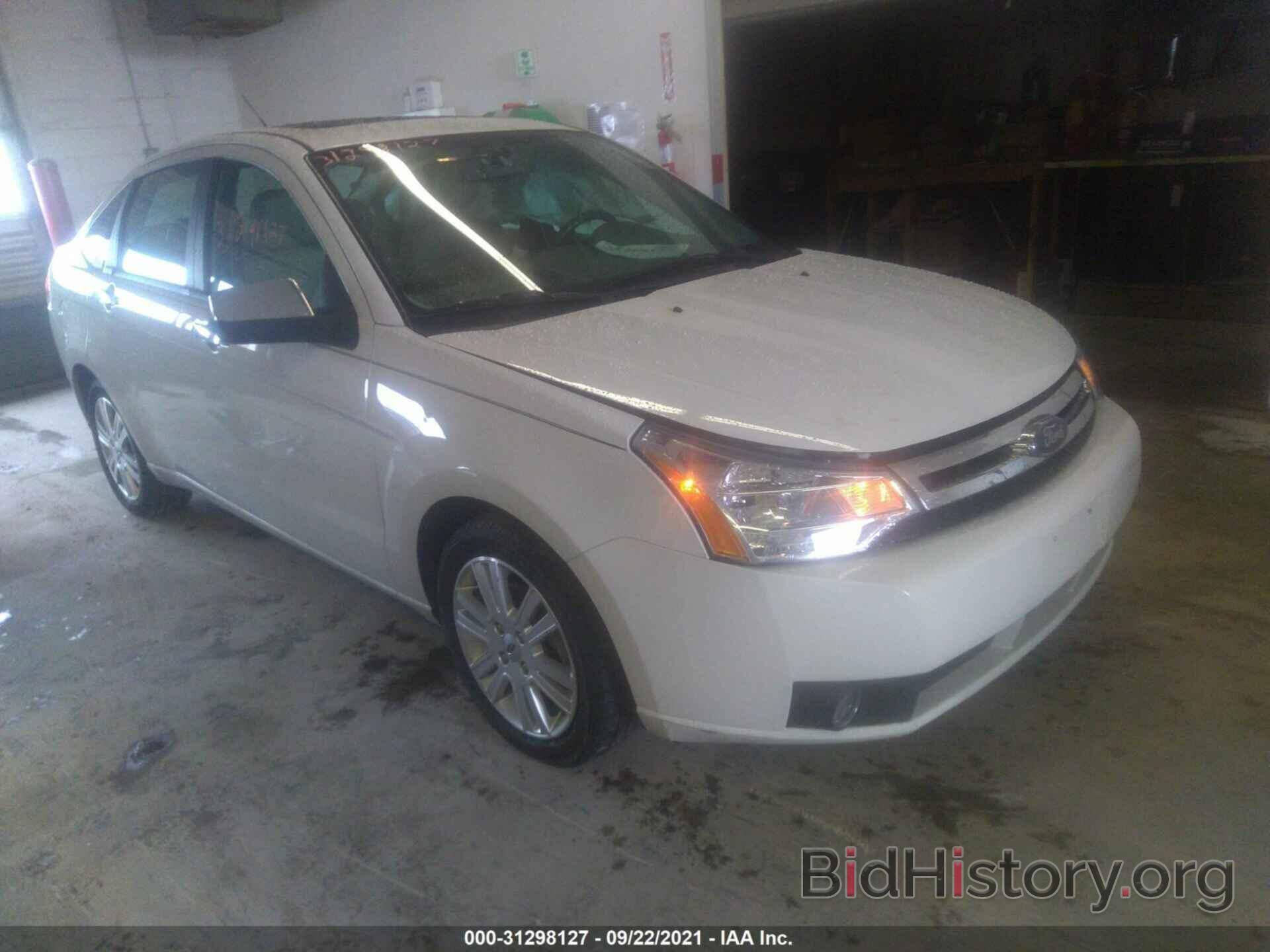 Photo 1FAHP3HN0AW228861 - FORD FOCUS 2010