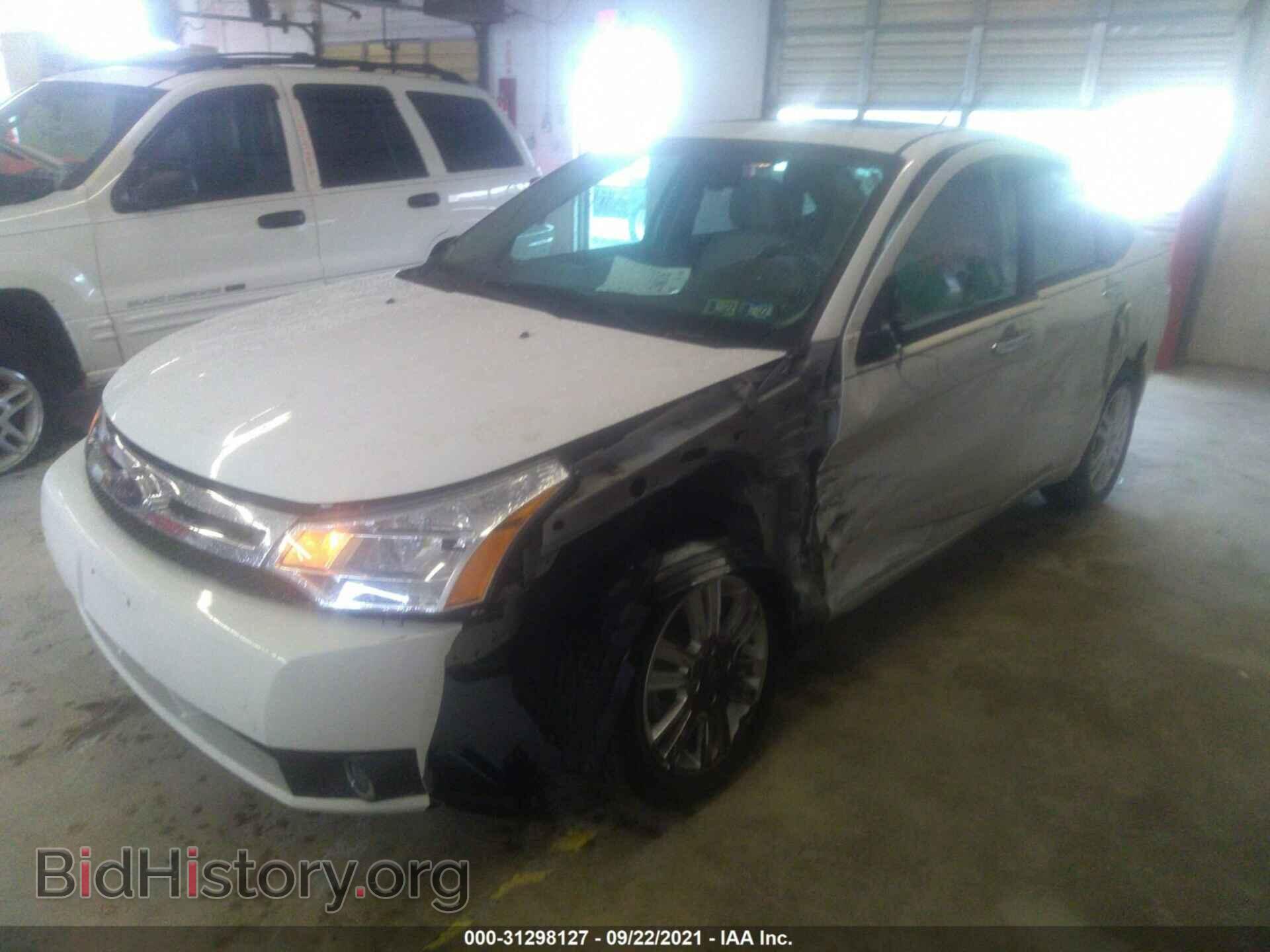 2010 FORD FOCUS - VIN: 1FAHP3HN0AW228861 - Фото 2