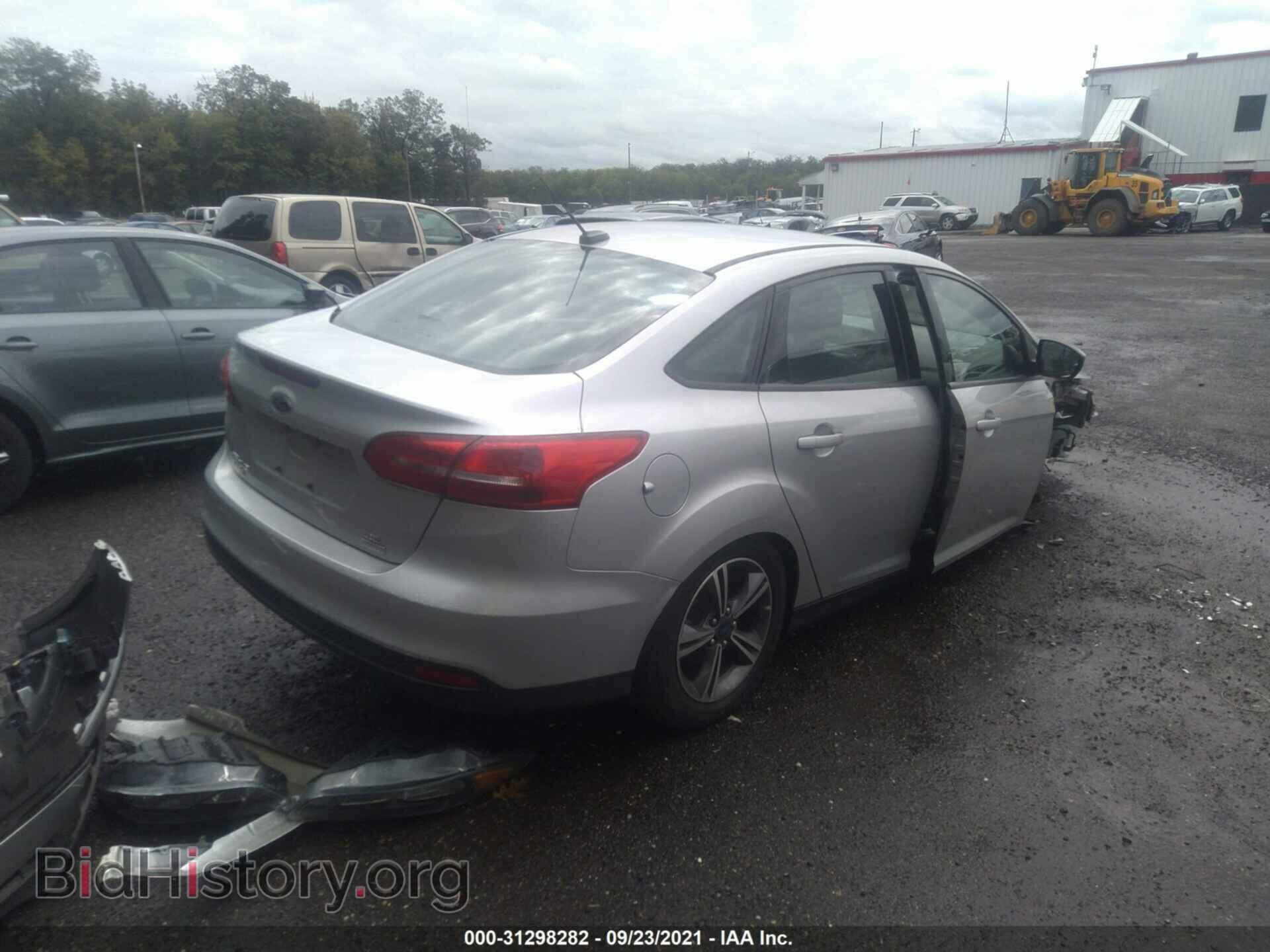 2018 FORD FOCUS - VIN: 1FADP3FE9JL220891 - Фото 4