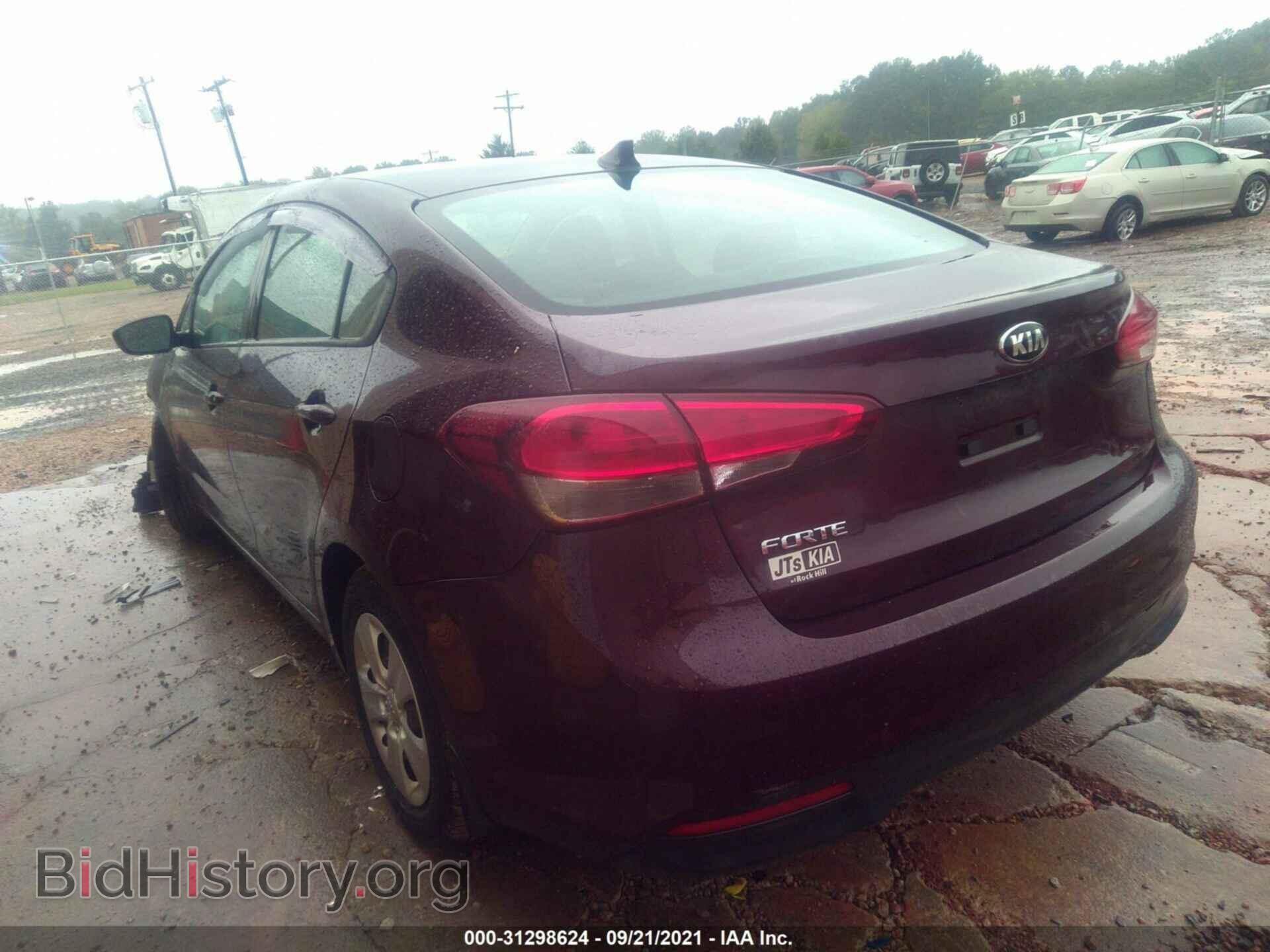 2017 KIA FORTE - VIN: 3KPFK4A7XHE031461 - Фото 3