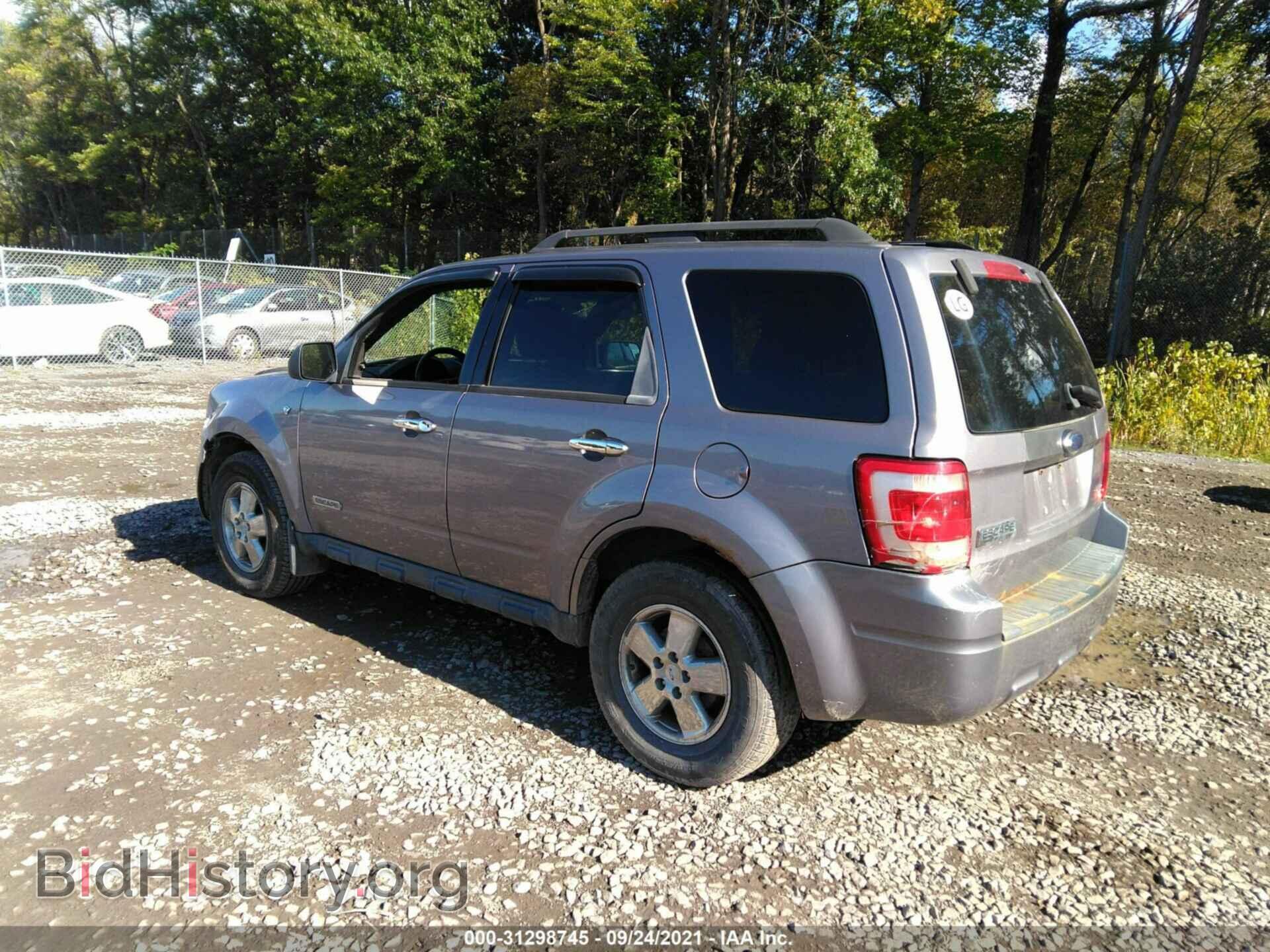 2008 FORD ESCAPE - VIN: 1FMCU93128KD86362 - Фото 3