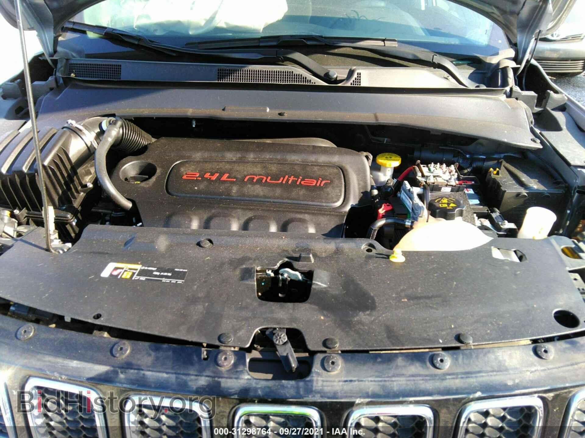 2019 JEEP COMPASS - VIN: 3C4NJCCB0KT725816 - Фото 10