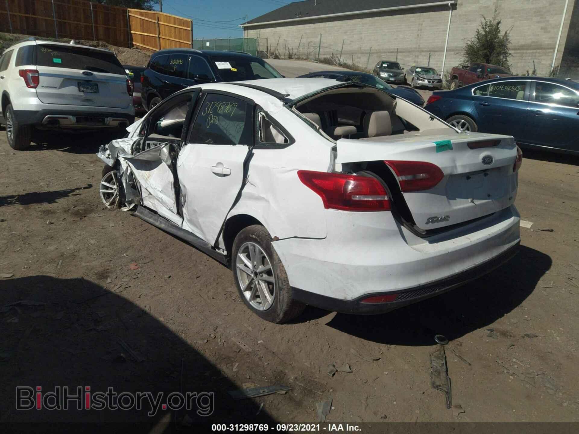 2017 FORD FOCUS - VIN: 1FADP3F20HL314366 - Фото 3