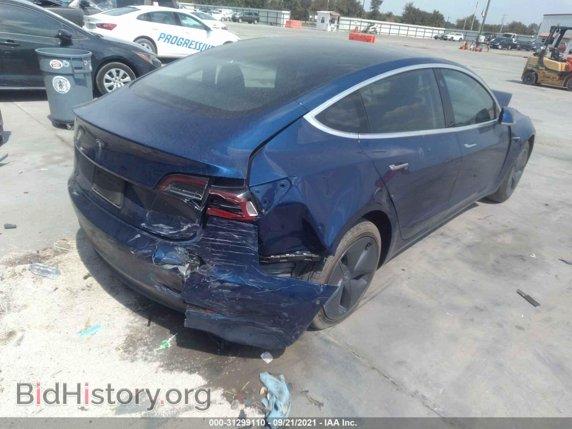 2019 TESLA MODEL 3 - VIN: 5YJ3E1EA5KF476139 - Фото 4