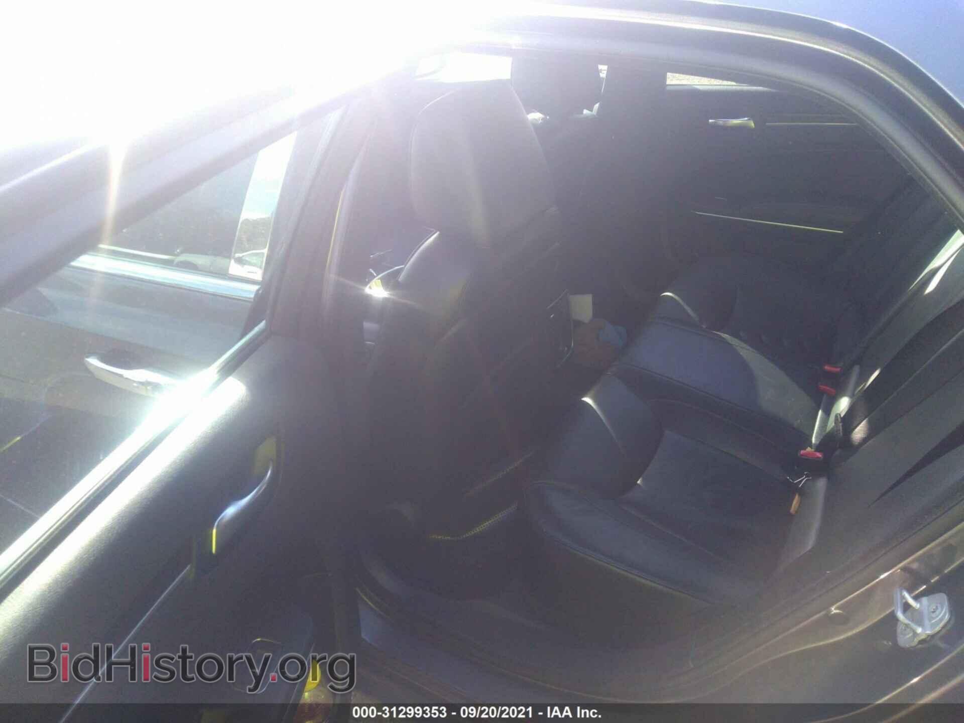 2013 CHRYSLER 300 - VIN: 2C3CCAET0DH675768 - Фото 8