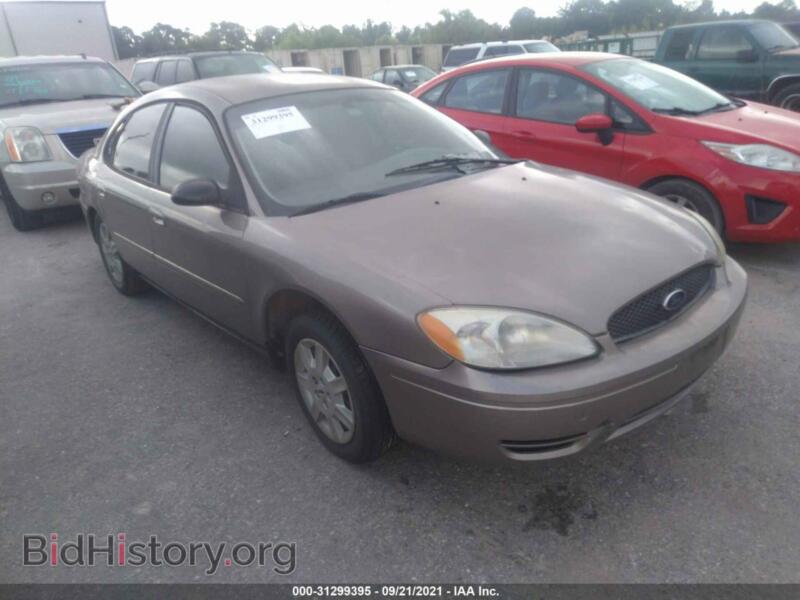 2006 Ford TAURUS SE (VIN 1FAFP53U96A212163) — photo 1 of 11, IAAI