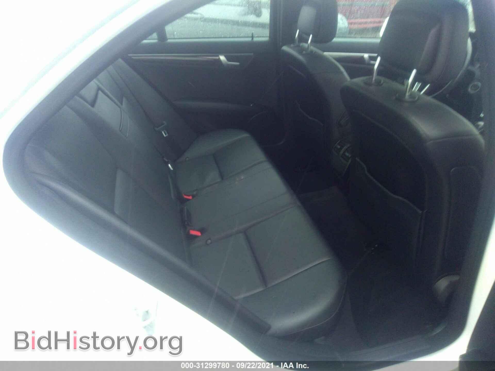 2014 MERCEDES-BENZ C-CLASS - VIN: WDDGF8AB9EA930191 - Фото 8