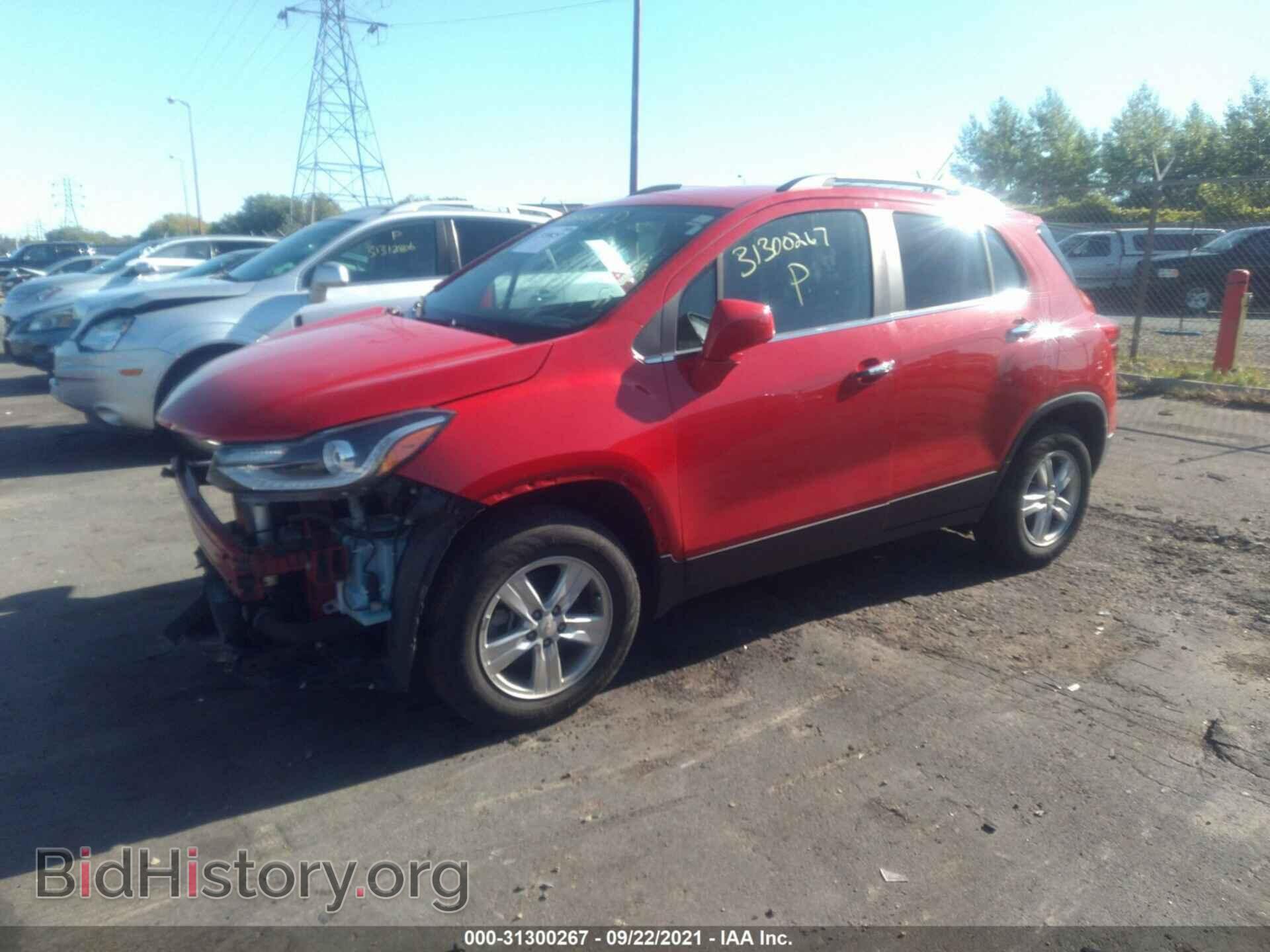2017 CHEVROLET TRAX - VIN: 3GNCJPSBXHL214162 - Фото 2