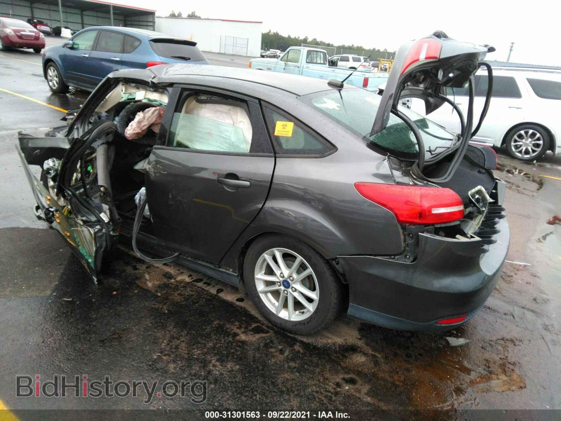 2016 FORD FOCUS - VIN: 1FADP3F28GL270762 - Photo 3
