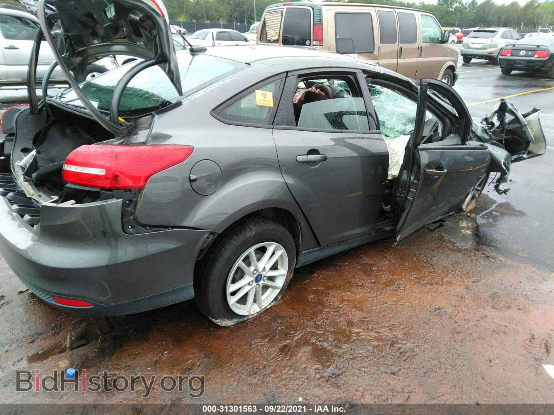 2016 FORD FOCUS - VIN: 1FADP3F28GL270762 - Photo 4