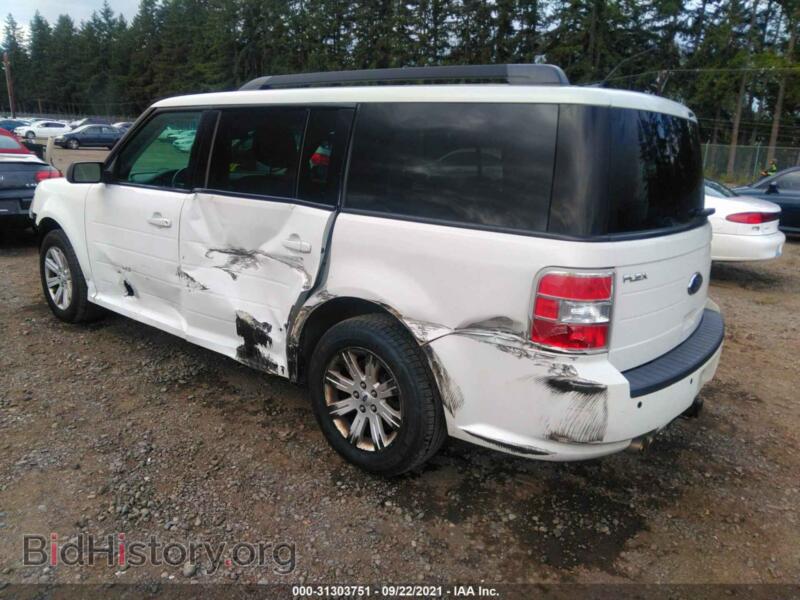 2011 Ford FLEX (VIN 2FMGK5BC5BBD36530) — photo 3 of 11