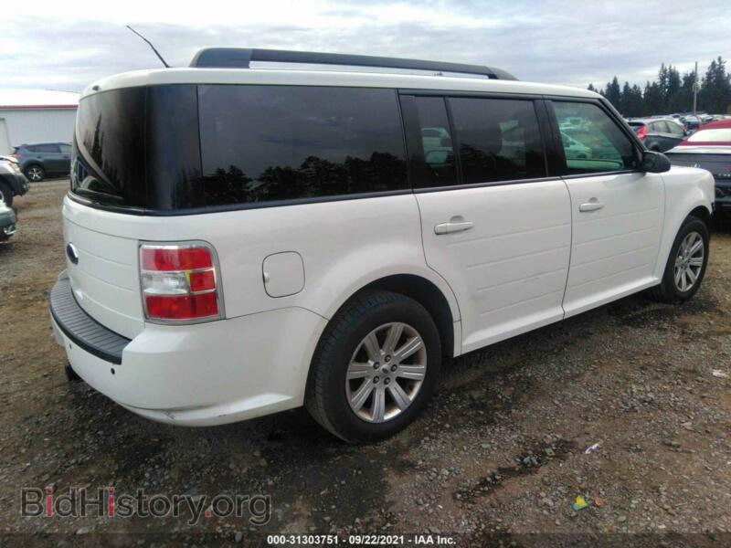 2011 Ford FLEX (VIN 2FMGK5BC5BBD36530) — photo 4 of 11