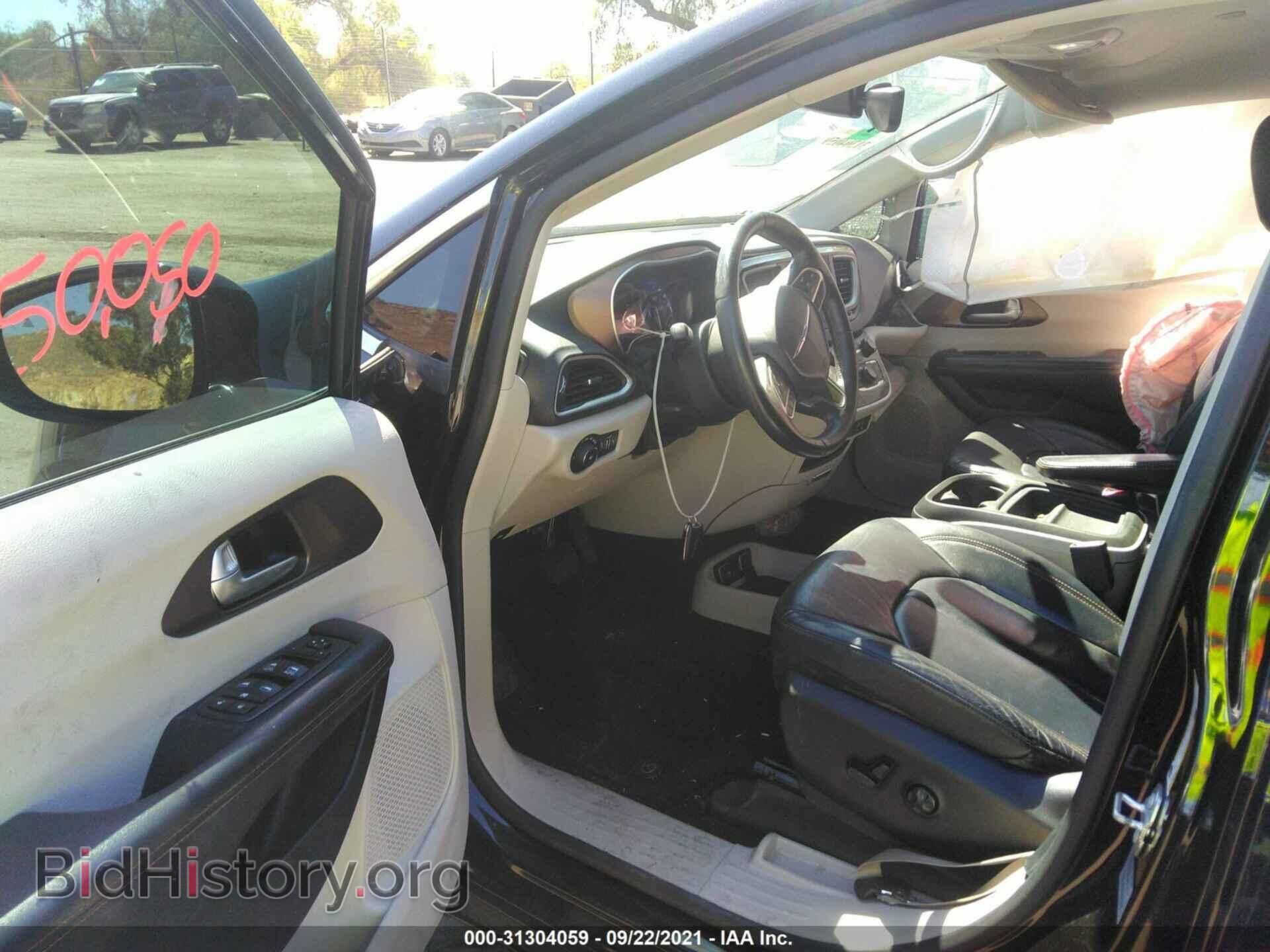 2017 CHRYSLER PACIFICA - VIN: 2C4RC1BG5HR584721 - Photo 5