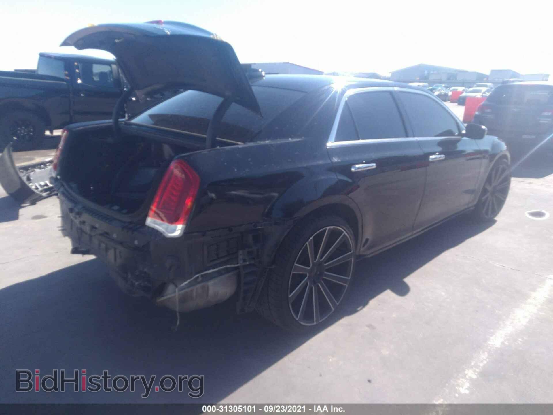 2017 CHRYSLER 300 - VIN: 2C3CCAEG8HH564460 - Фото 4