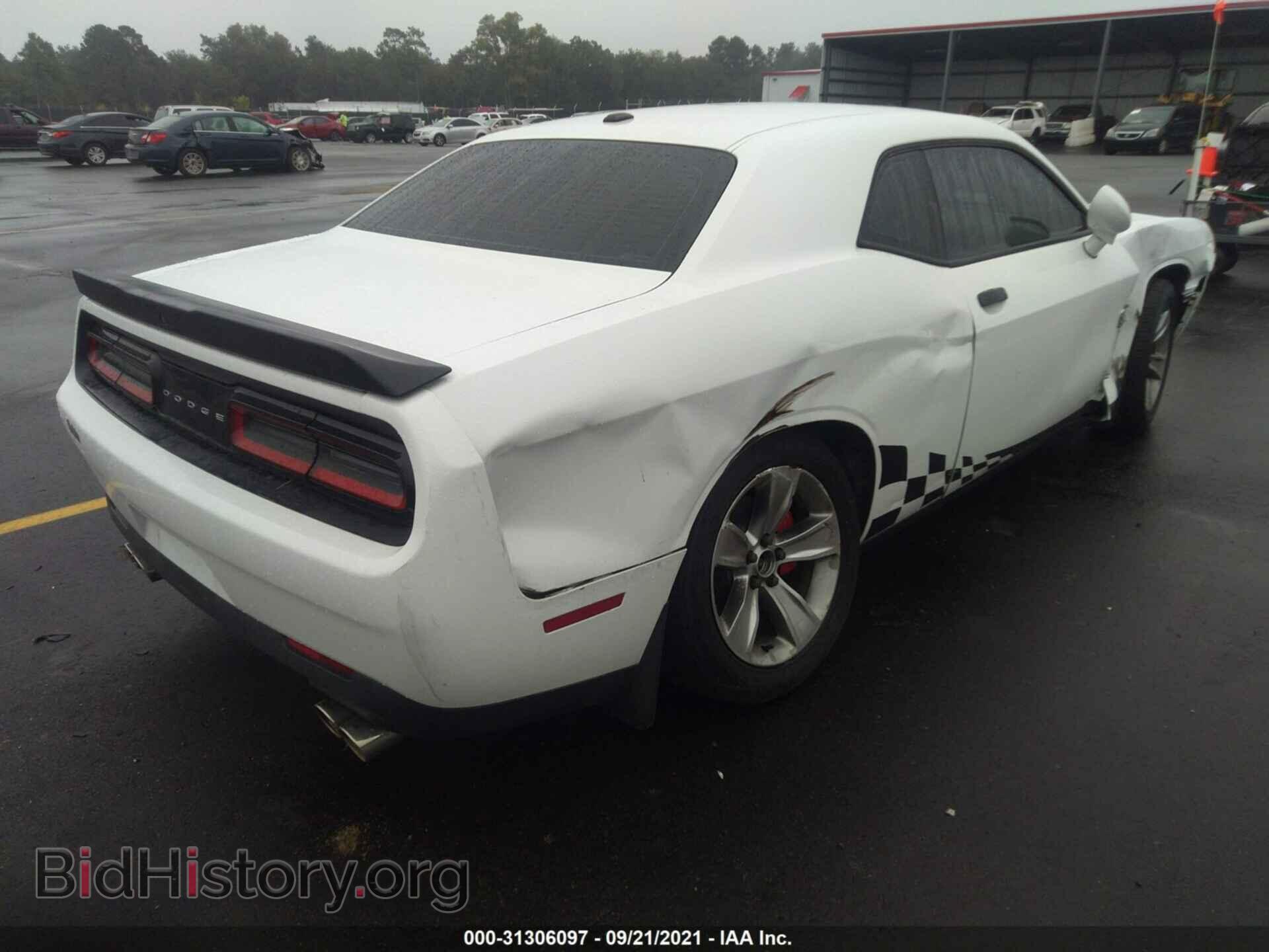 2018 DODGE CHALLENGER - VIN: 2C3CDZAG3JH172297 - Photo 4