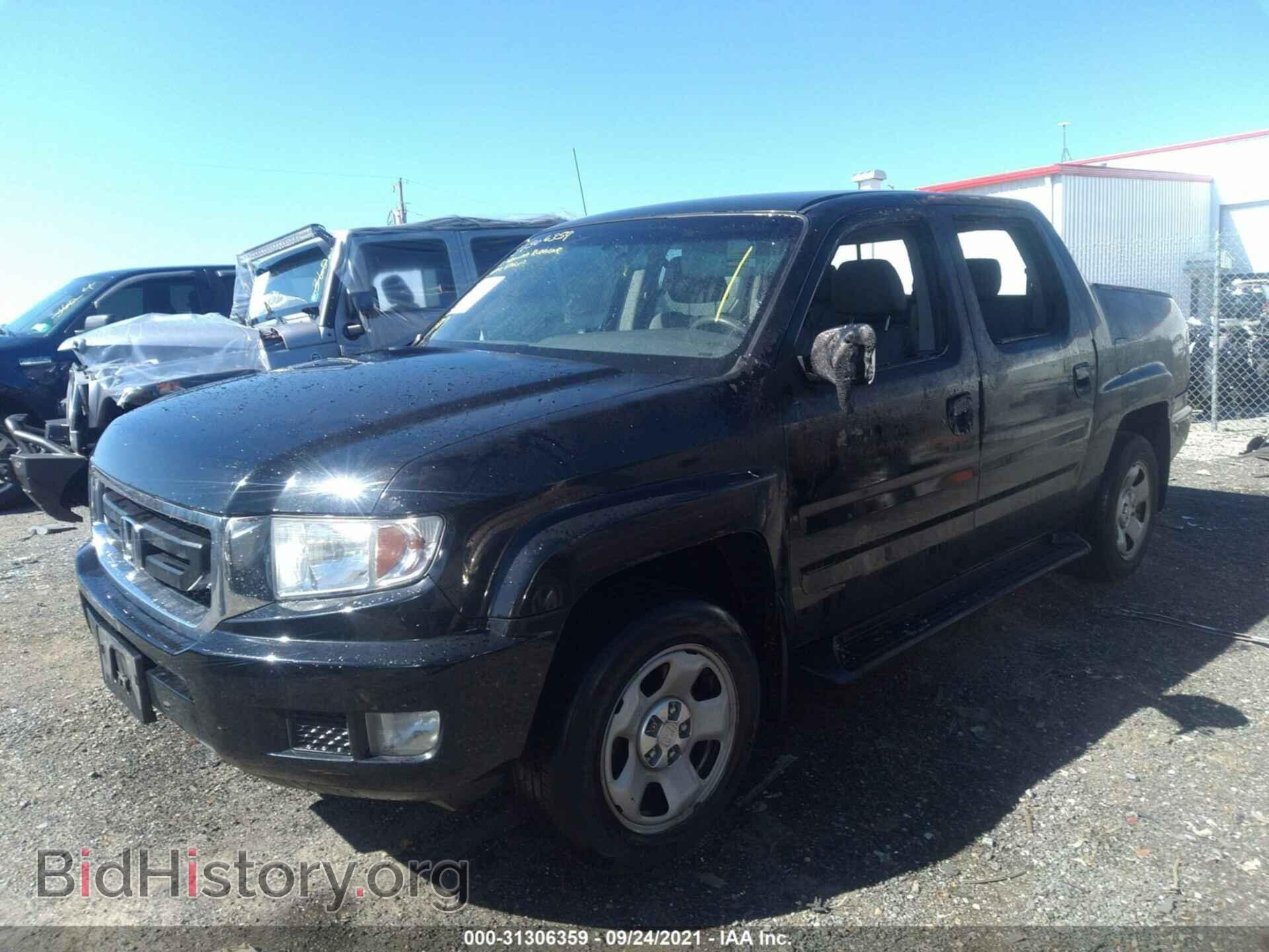 2011 HONDA RIDGELINE - VIN: 5FPYK1F23BB007256 - Фото 2